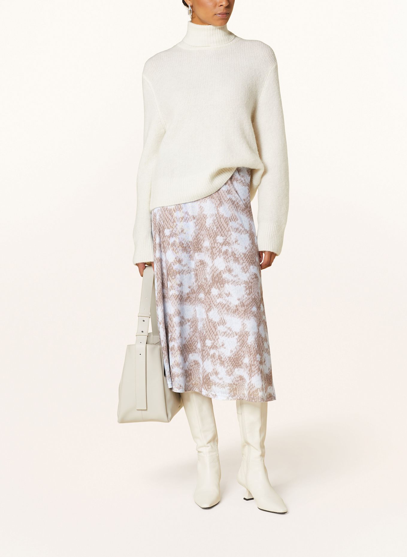 Sweater mesh skirt on sale