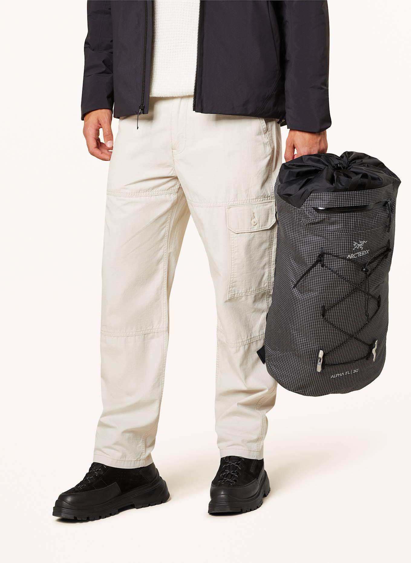 ARC'TERYX Rucksack ALPHA FL 30 l: SCHWARZ/ WEISS