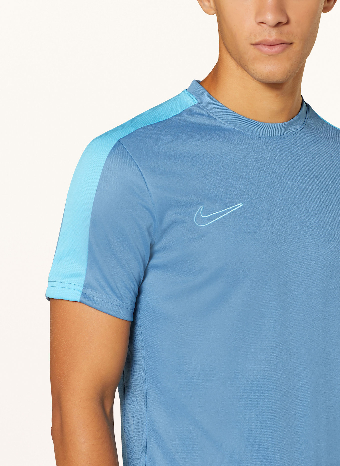 Nike T Shirt DRI FIT ACADEMY 23 in blaugrau hellblau