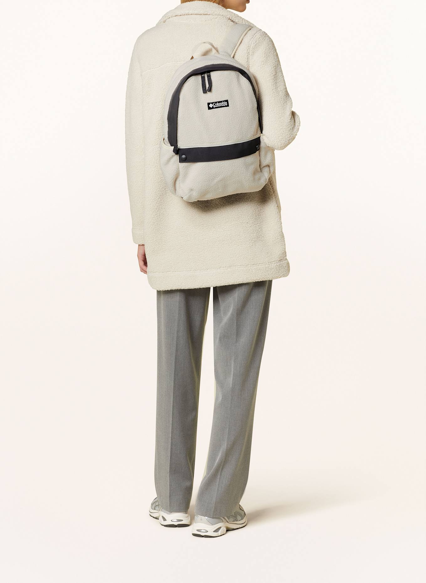 Columbia HELVETIA™ II 14 l backpack, Color: BOSS Pixel All Over Logo Mini Bag (Image 4)