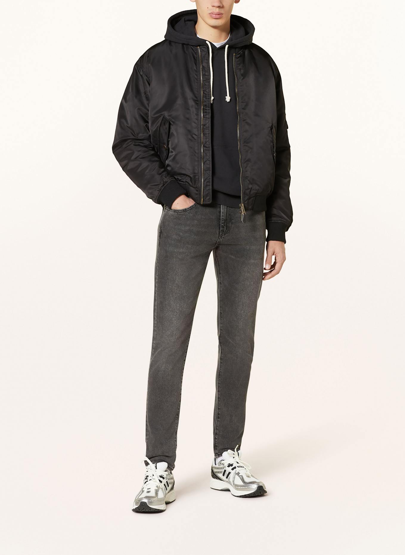 Levi's® line jeans 512 SLIM TAPER: 03 Blacks