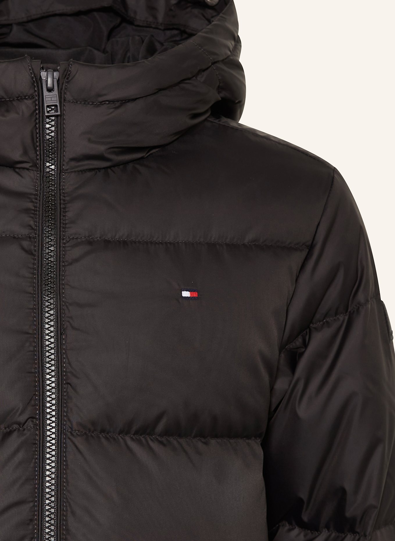 TOMMY HILFIGER Daunenmantel mit abnehmbarem Kunstfell: SCHWARZ