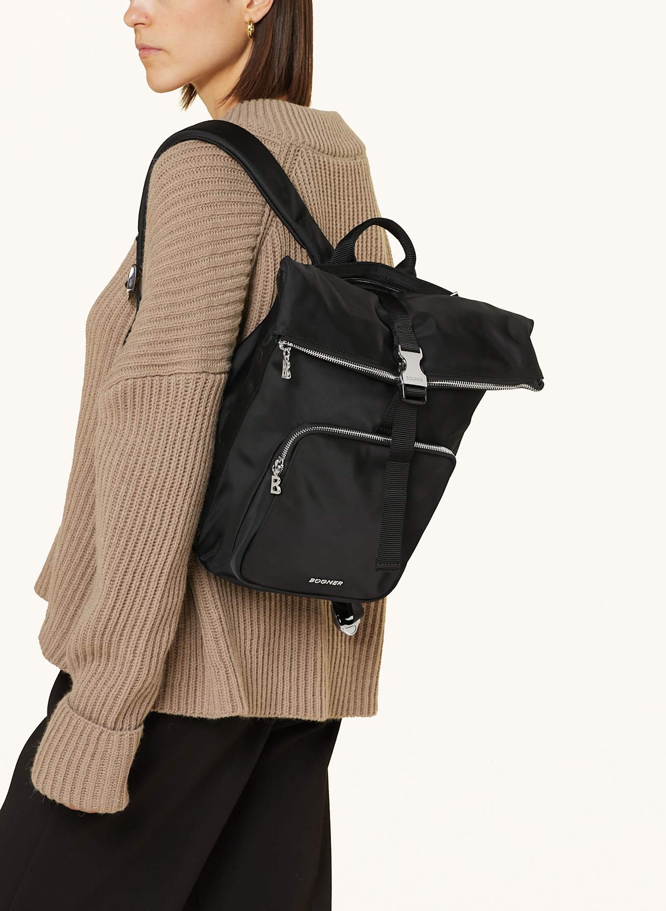BOGNER Rucksack KLOSTERS EIKE: SCHWARZ