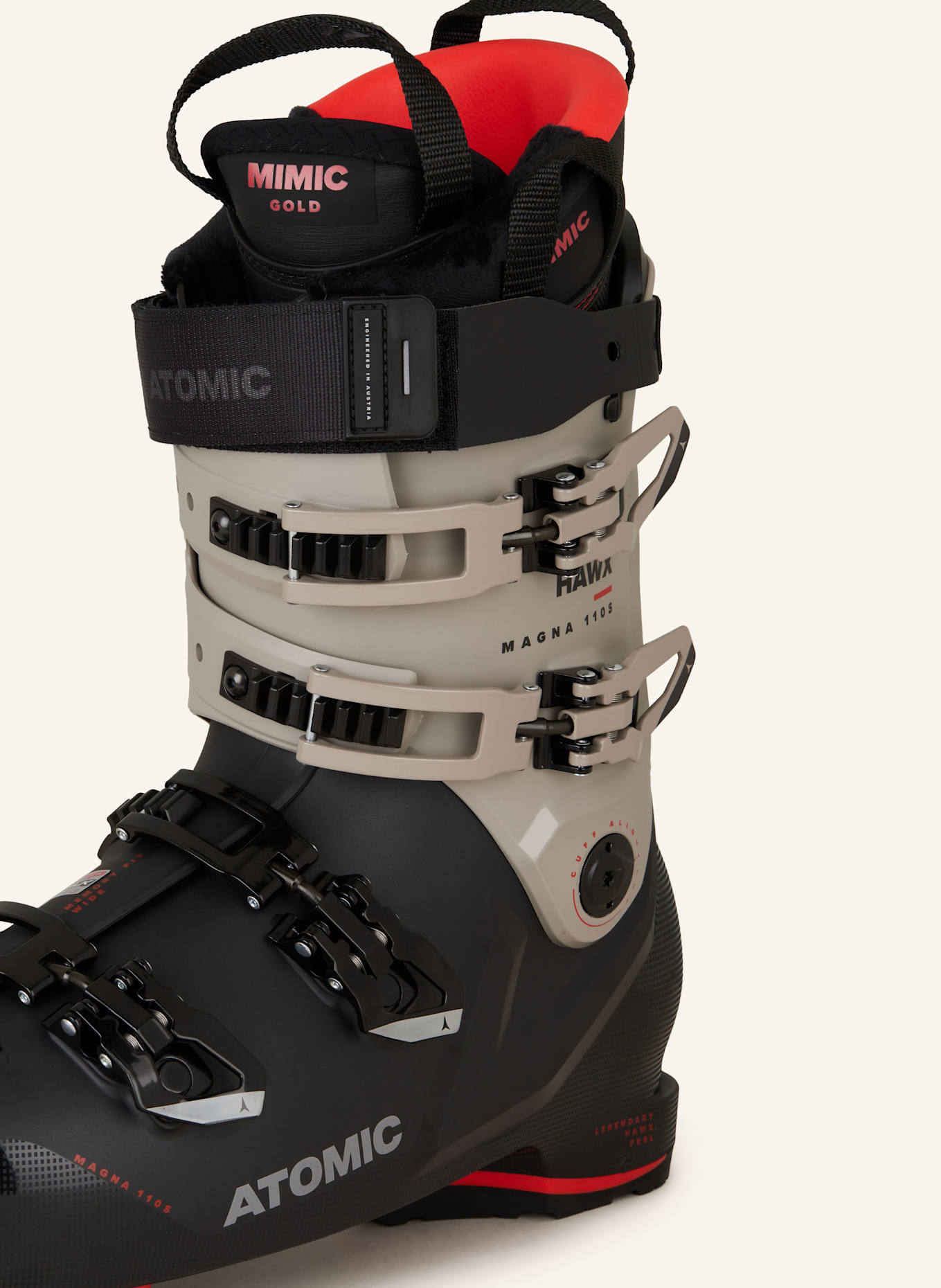 Atomic boots shop