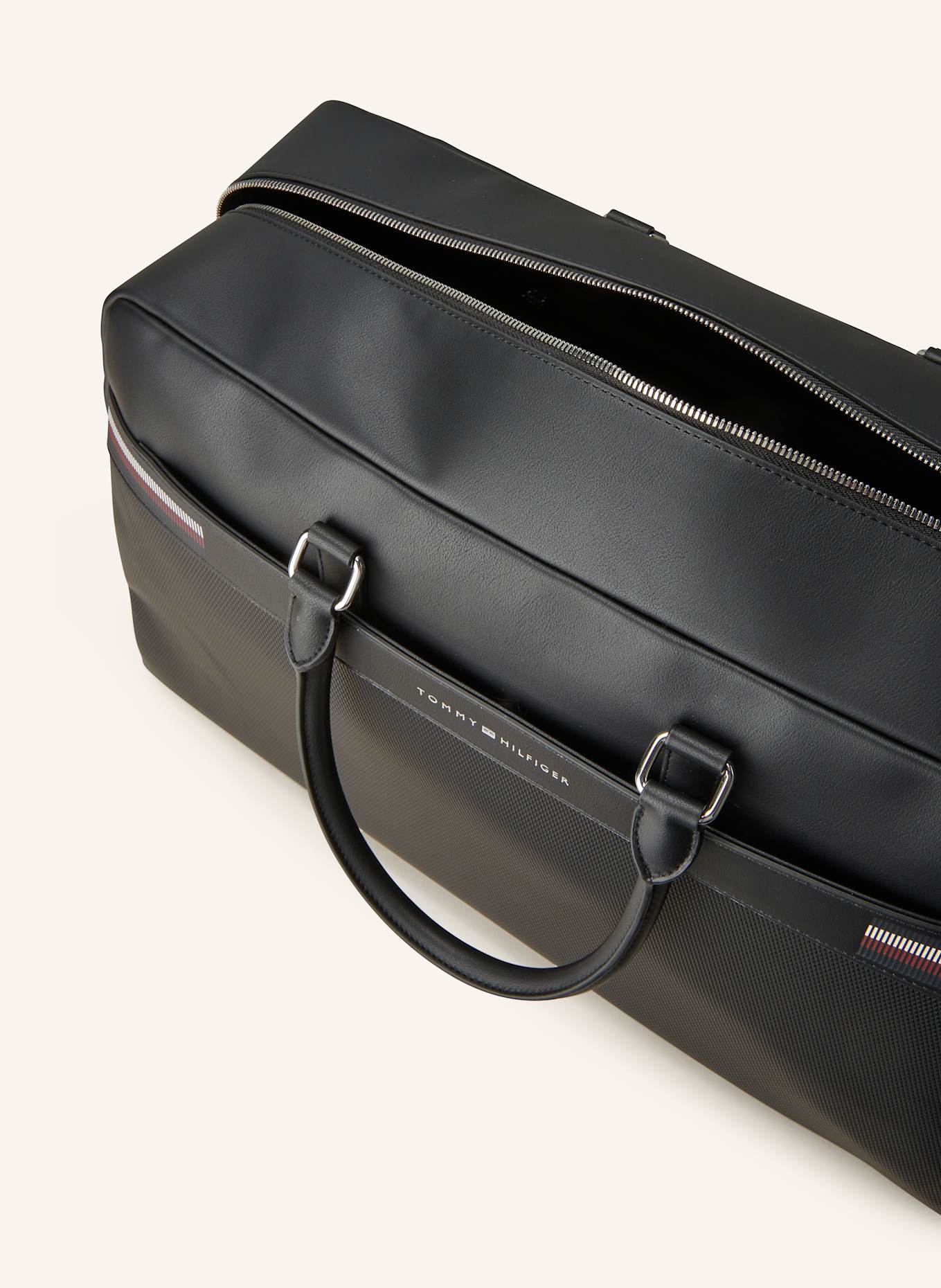 Tommy hilfiger downtown weekender hotsell