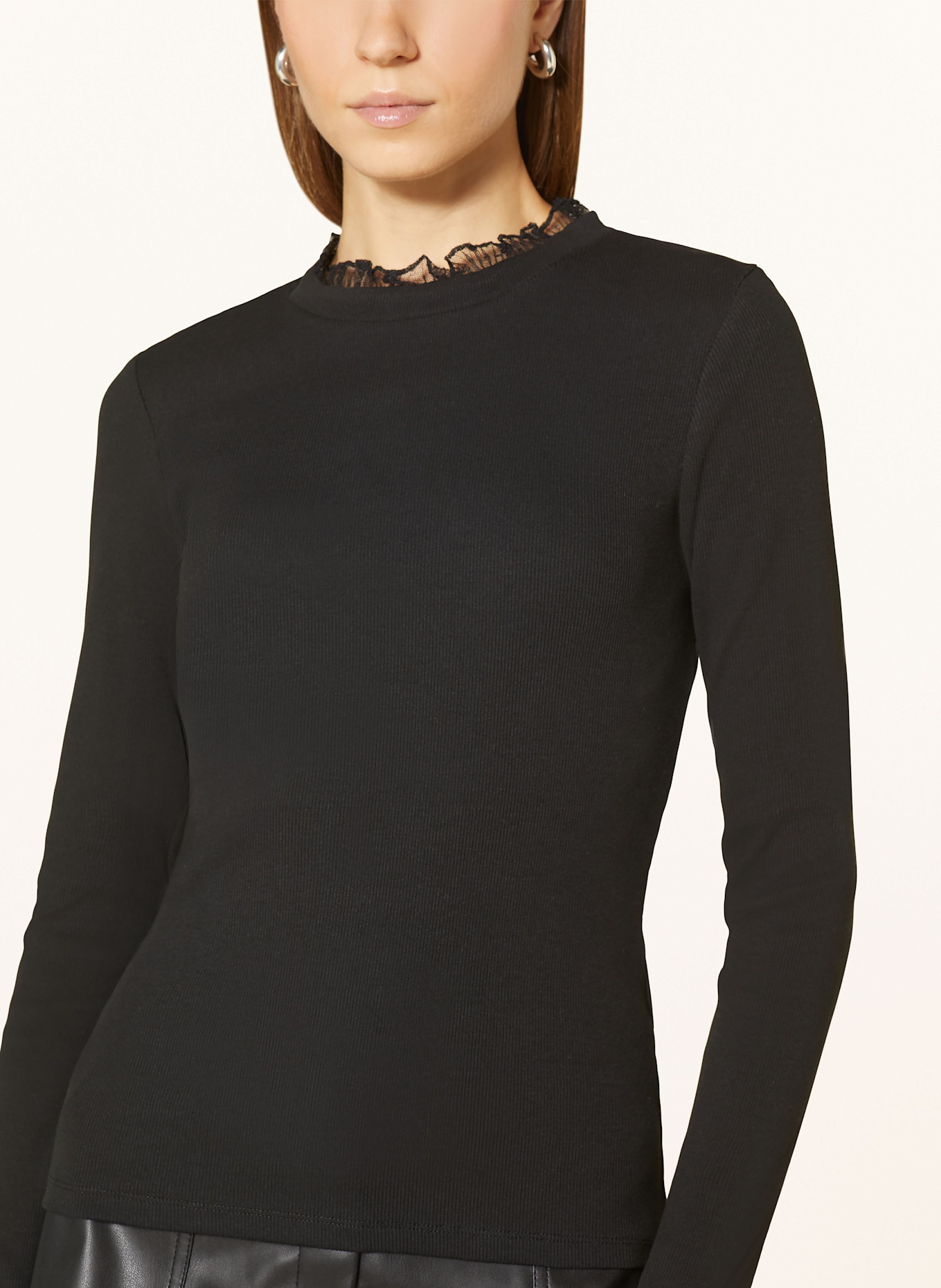 Black long sleeve shirt with ruffles new arrivals