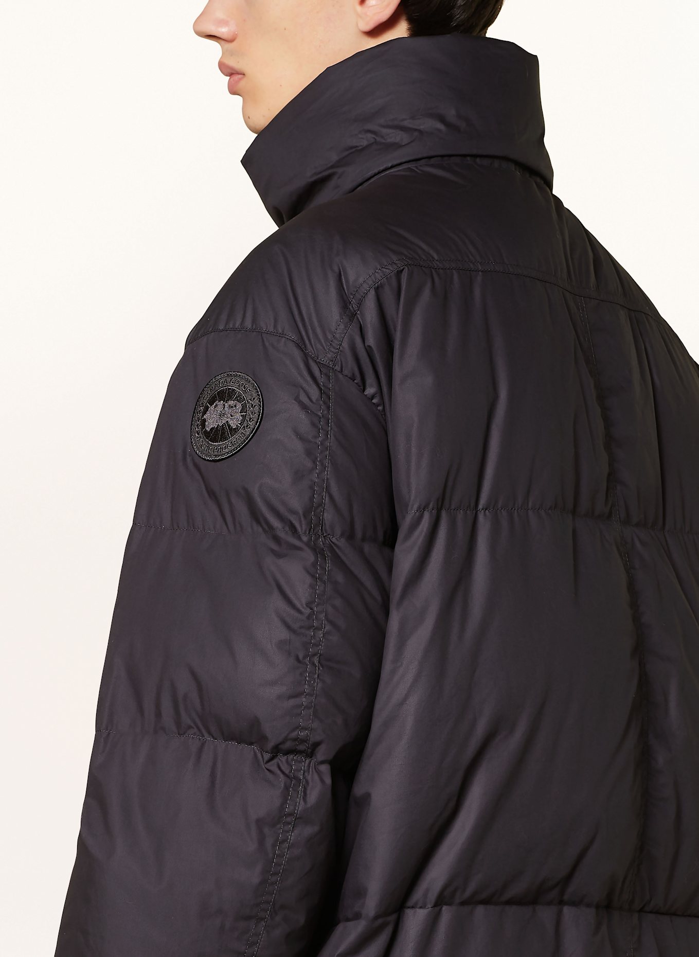 Canada goose detachable hood hot sale