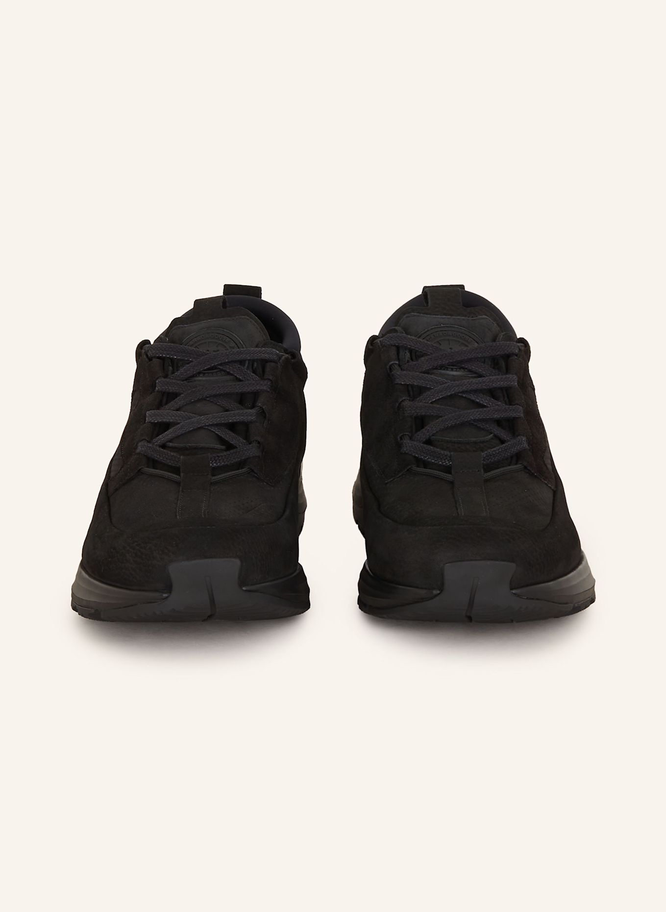 All black shoes canada best sale