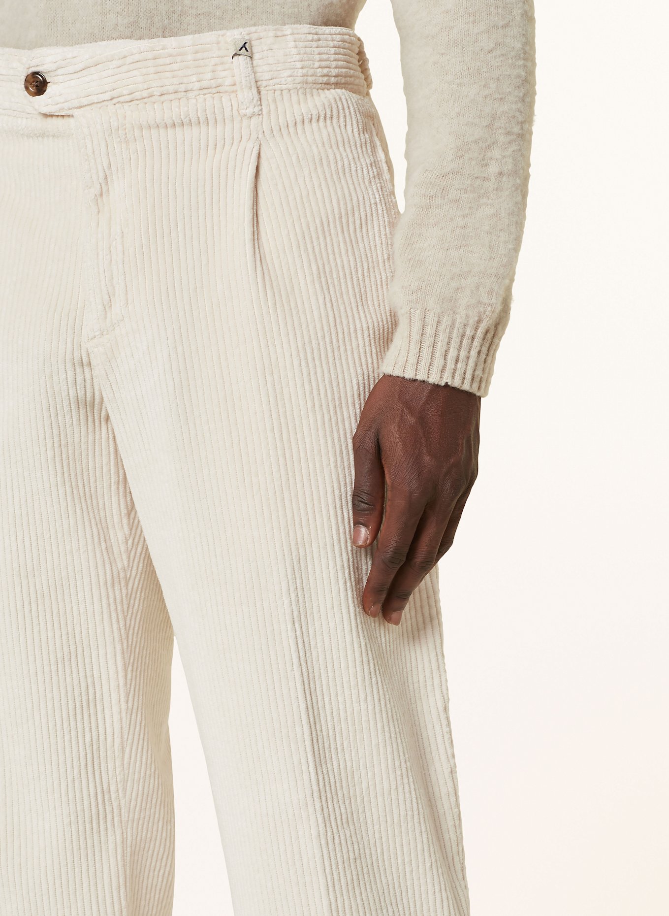 MYTHS Cordchino Regular Fit: ECRU