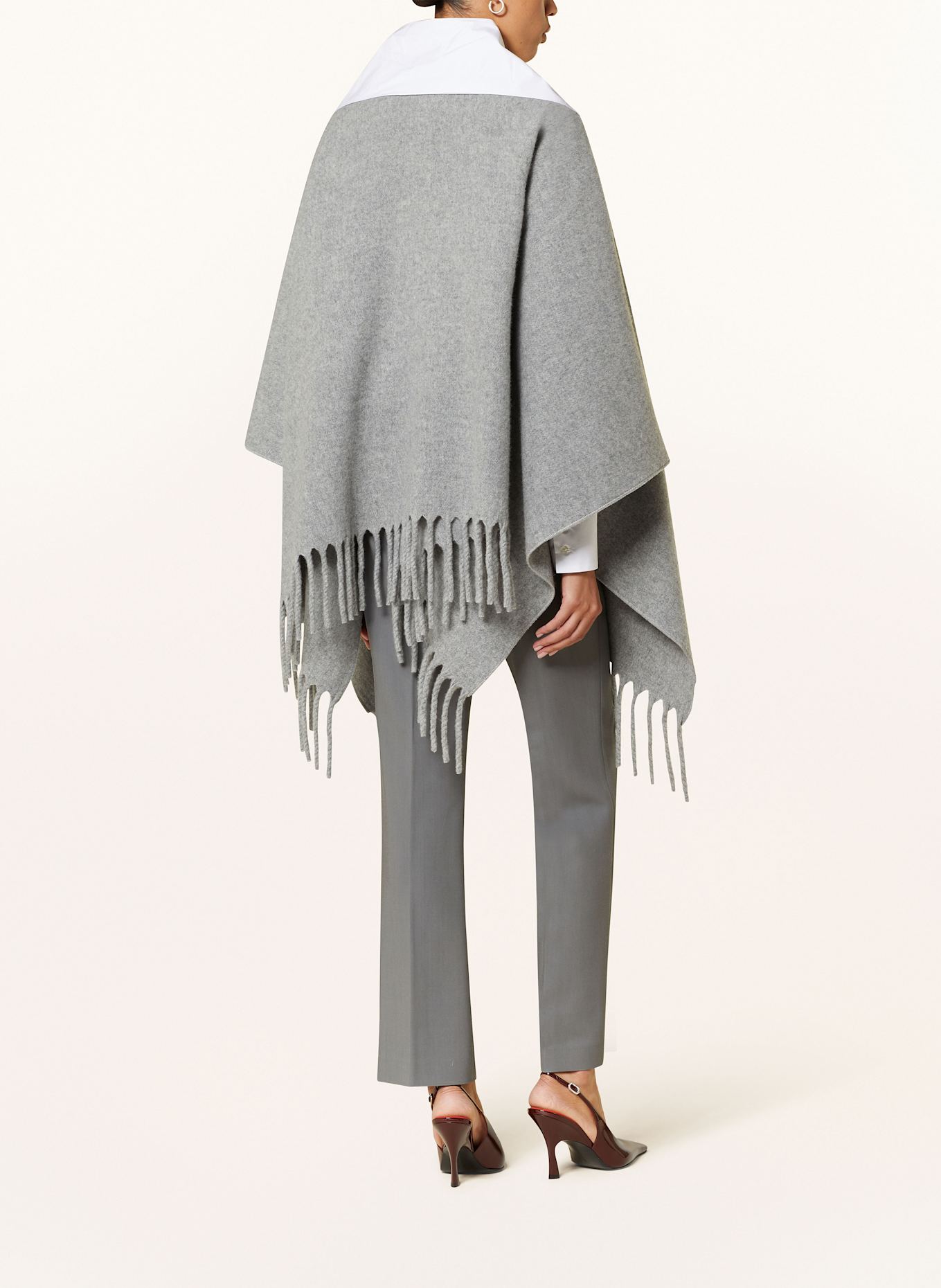 ポンチョ・ケープ FABIANA FILIPPI Women Capes SAD275A006L402 VRU Silver Fabiana Filippi Capes for Women | Online Sale up to 80% off