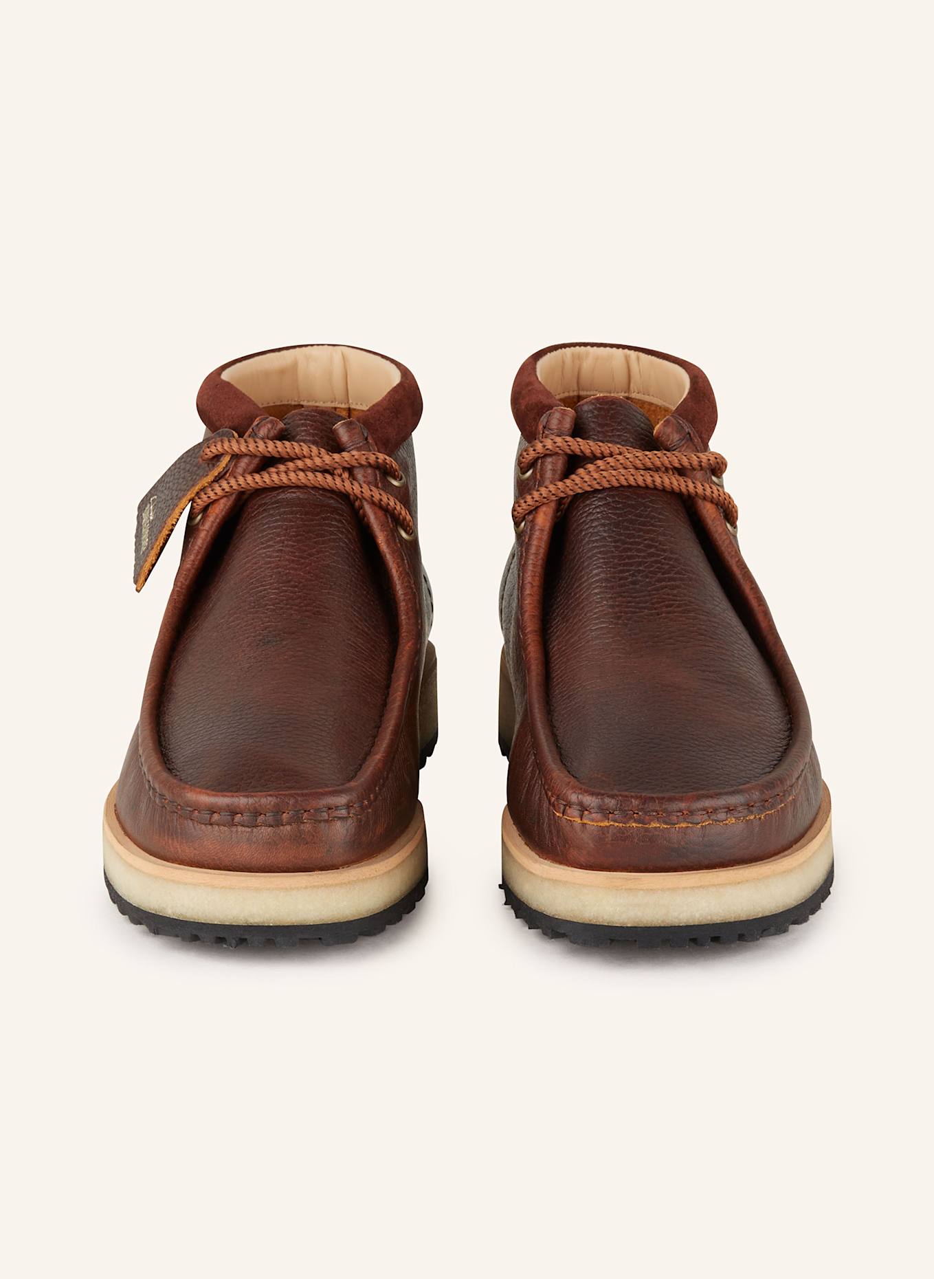Wallabee hike deals