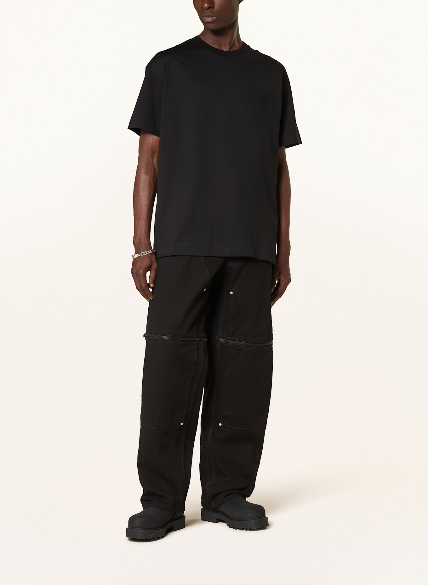 GIVENCHY T-shirt: BLACK