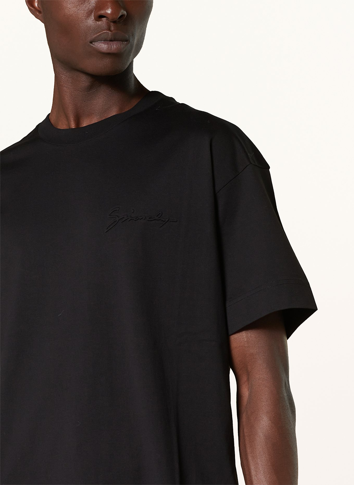 GIVENCHY T-shirt: BLACK