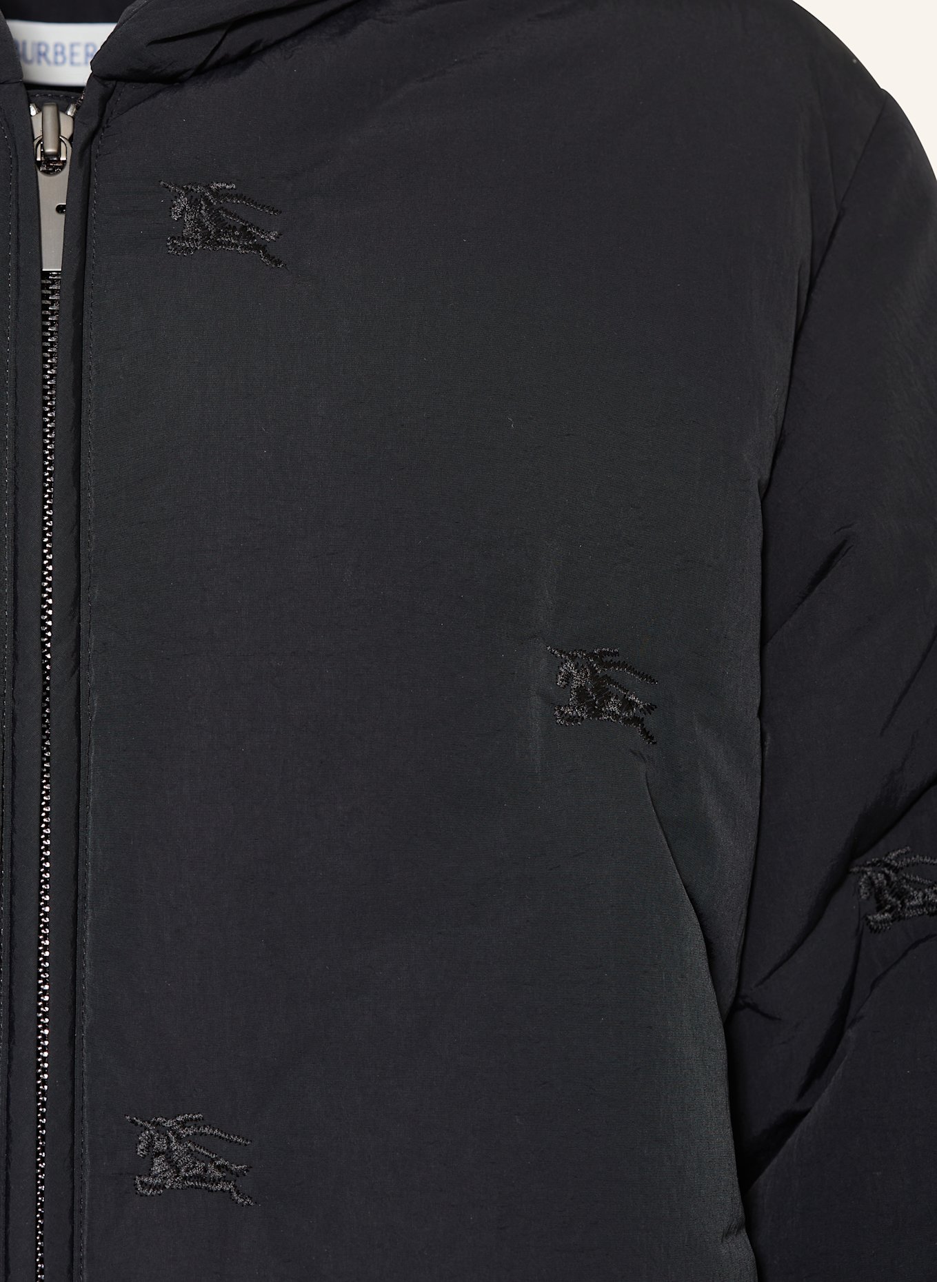 BURBERRY Péřový kabát: ČERNÁ