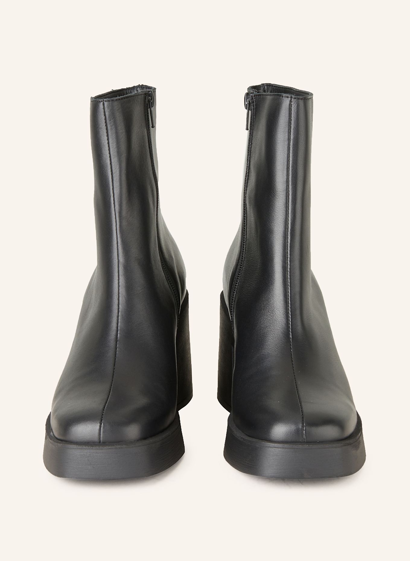 MRS & HUGS Stiefeletten: SCHWARZ