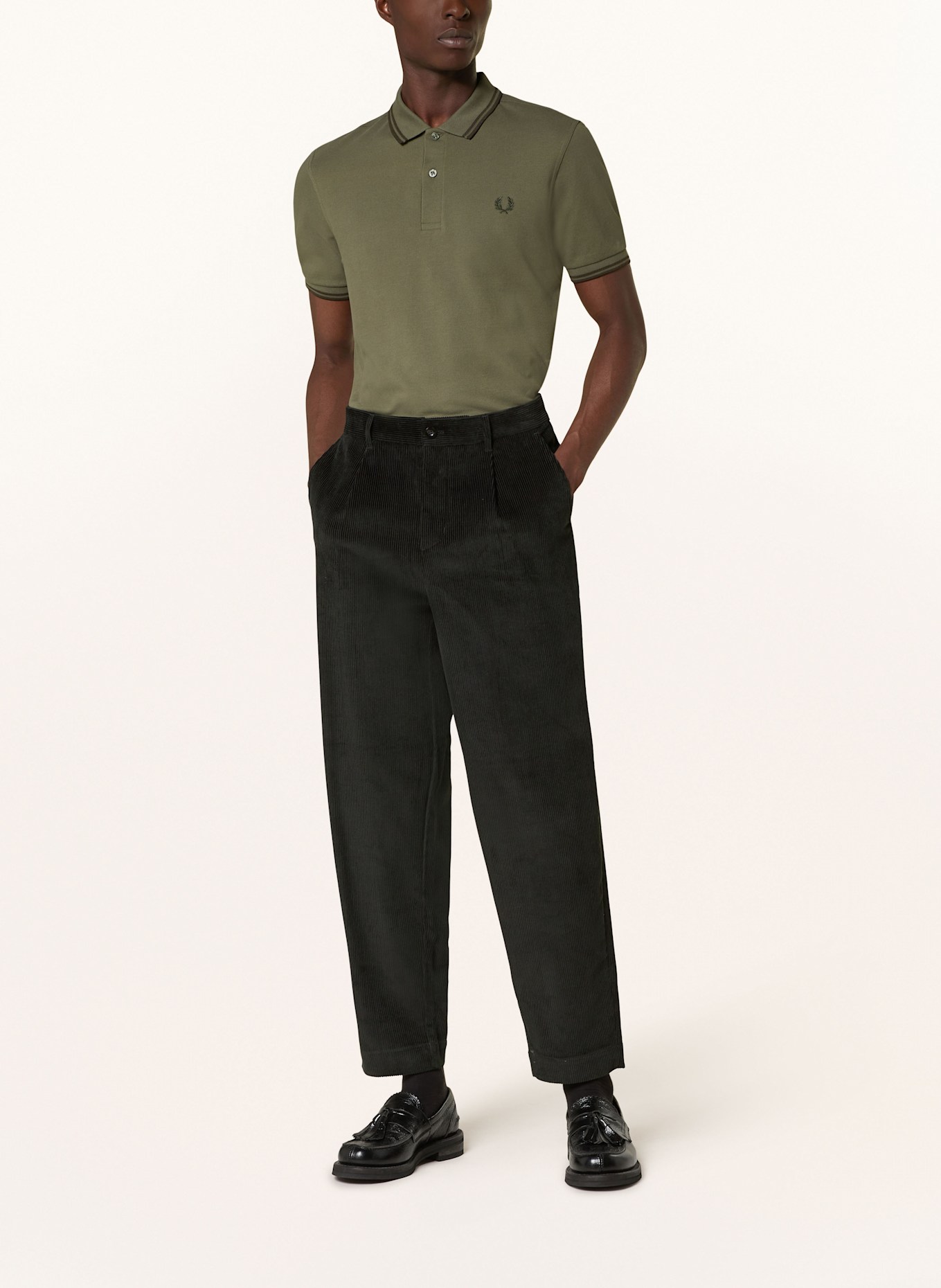 FRED PERRY Corduroy trousers tapered fit: DARK GREEN