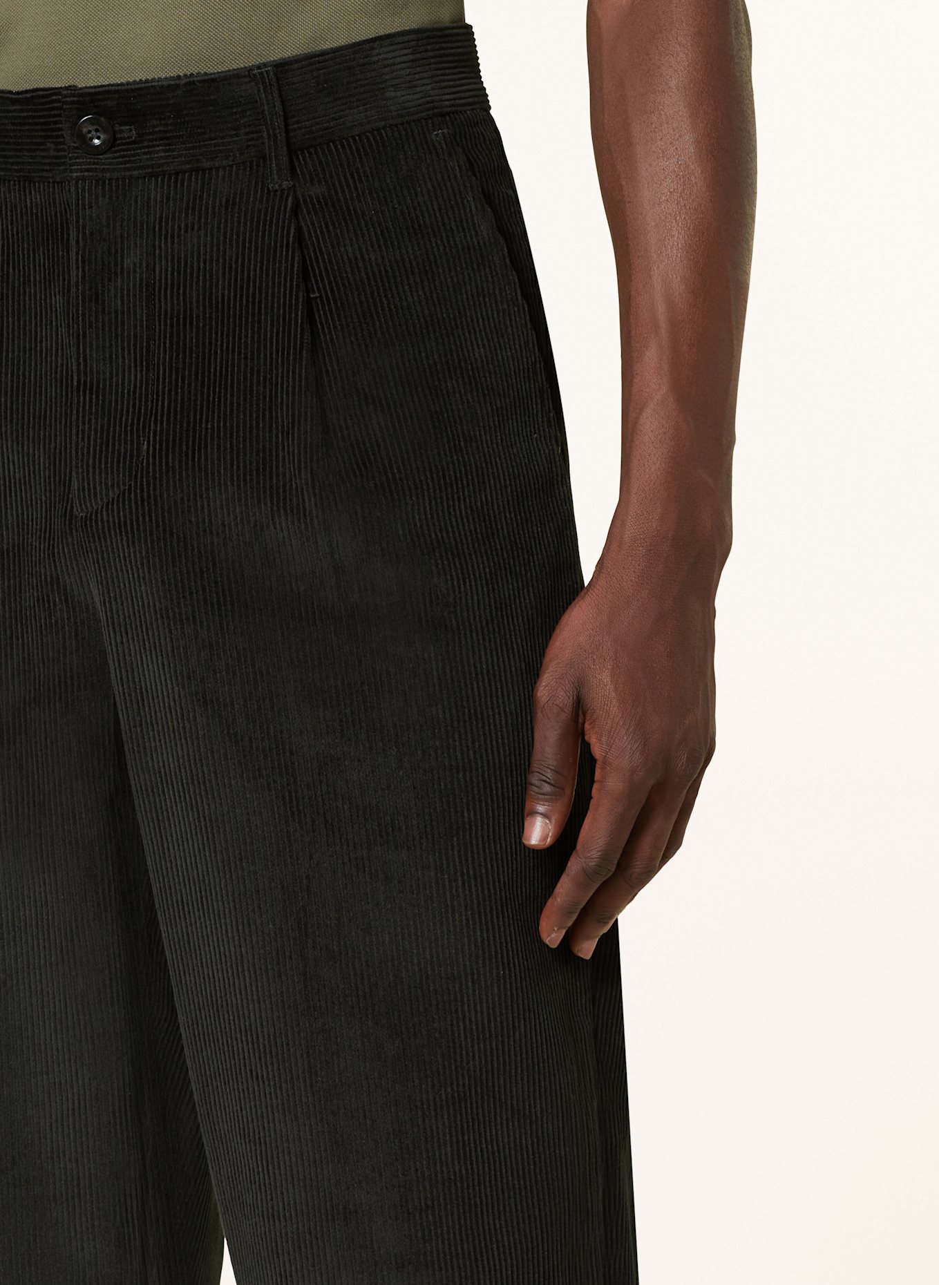 FRED PERRY Corduroy trousers tapered fit: DARK GREEN