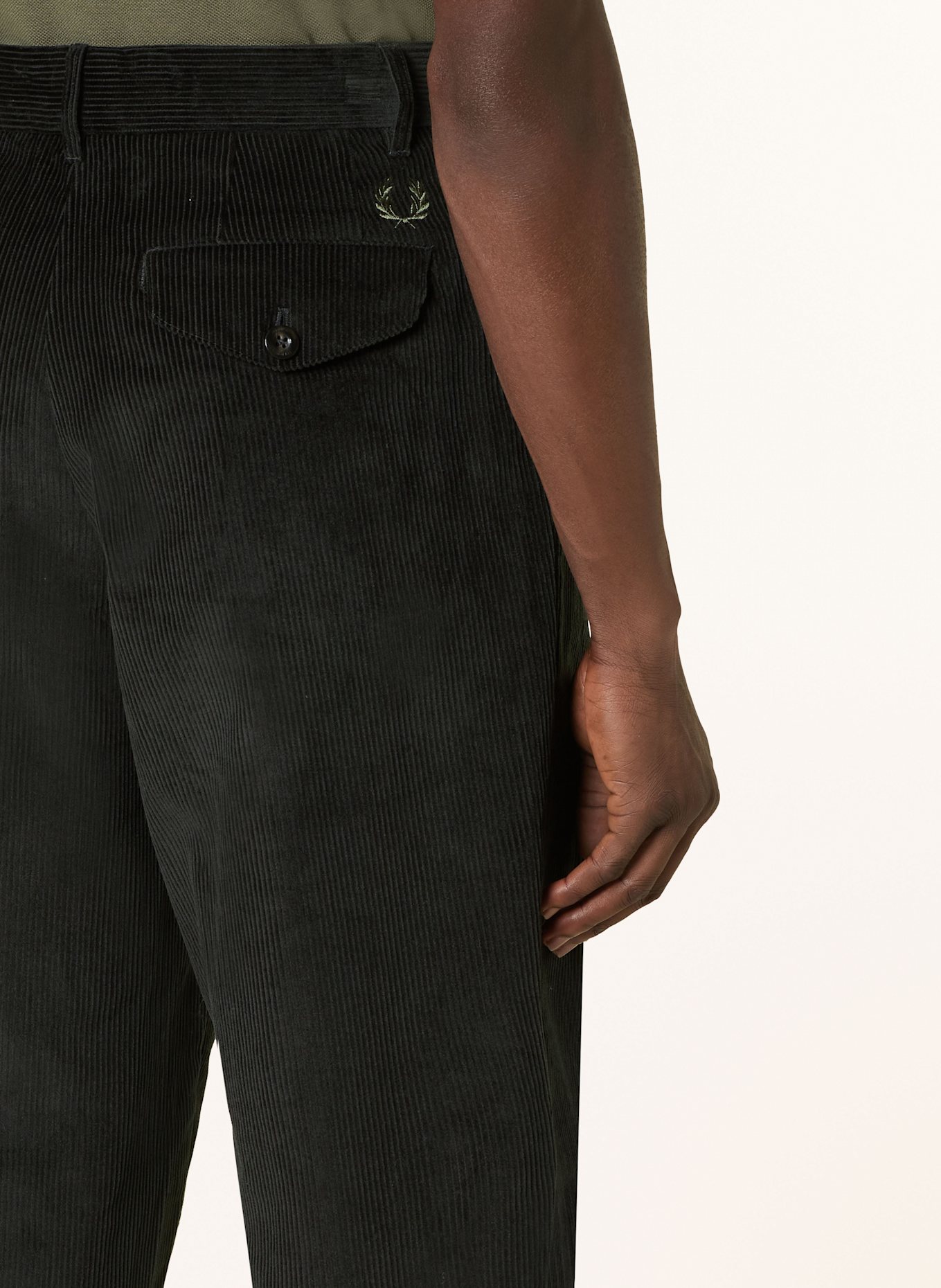 FRED PERRY Corduroy trousers tapered fit: DARK GREEN
