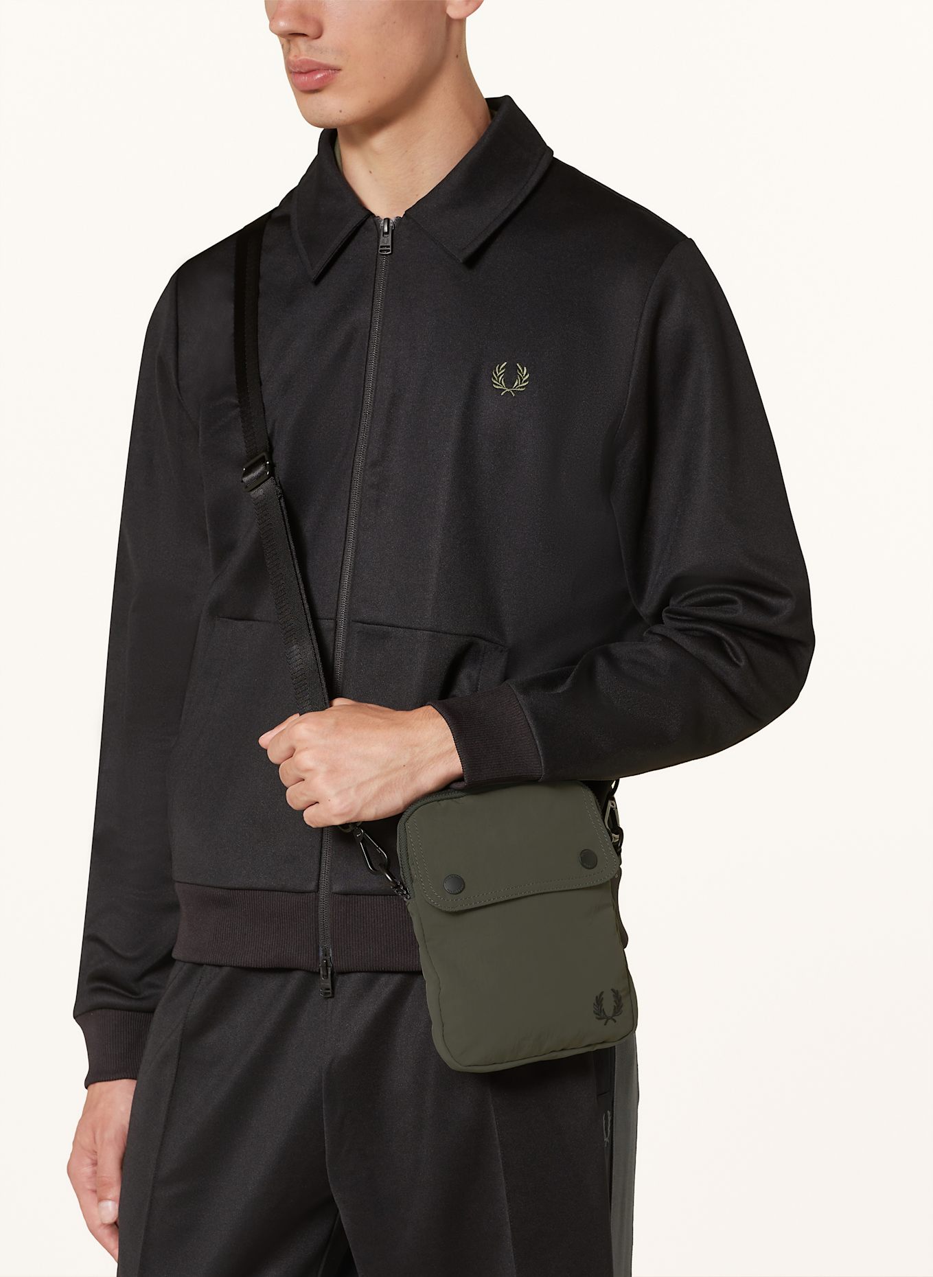 Fred perry messenger bag shop