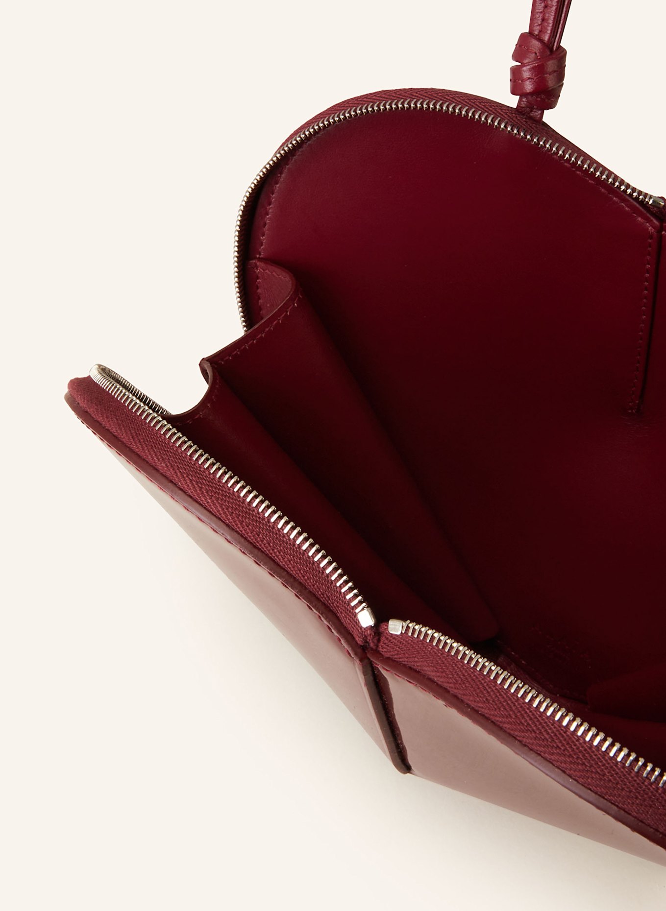 ALAÏA Umhängetasche LE COEUR: DUNKELROT