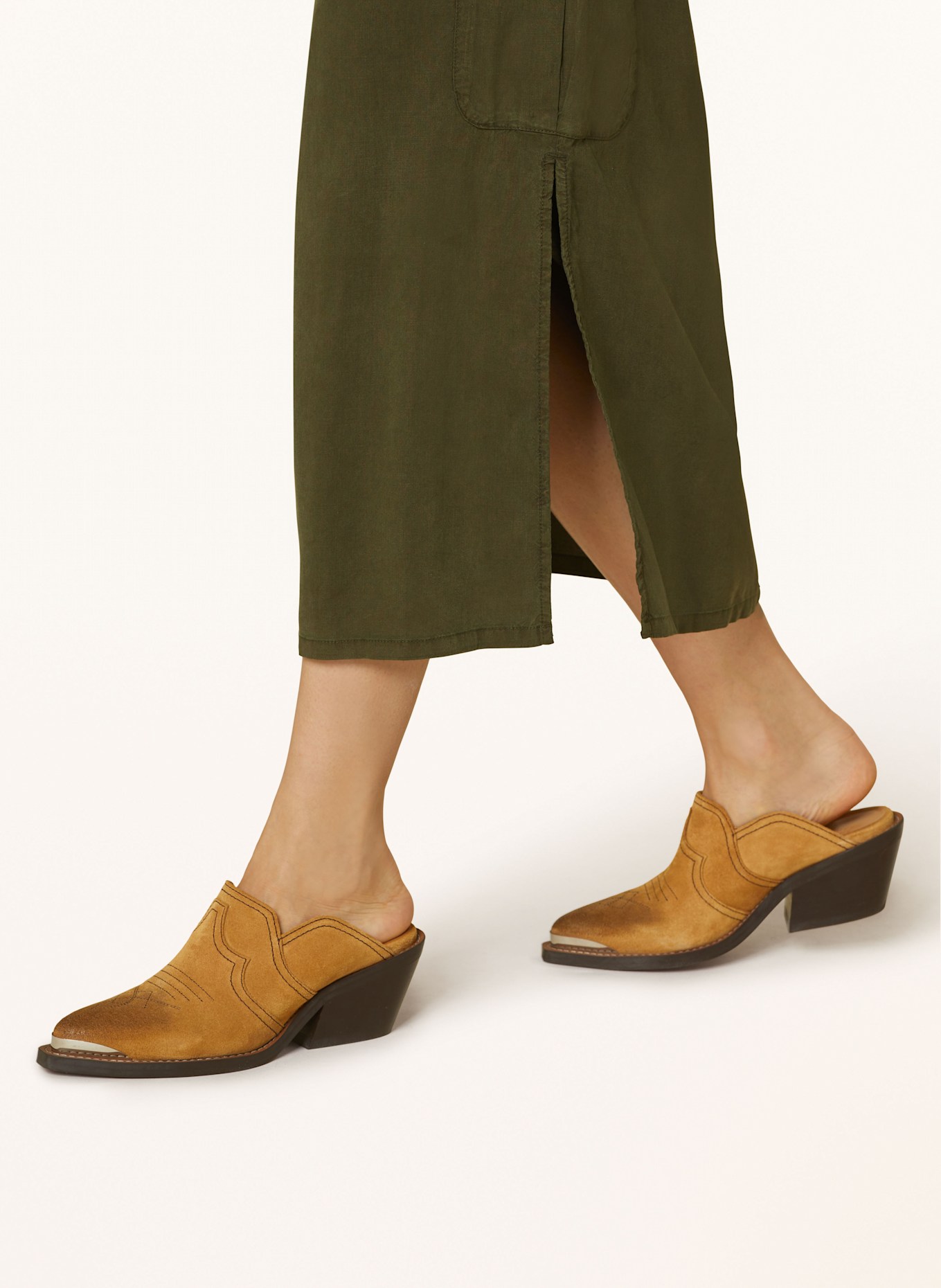 bella dahl Cargo skirt: DARK GREEN