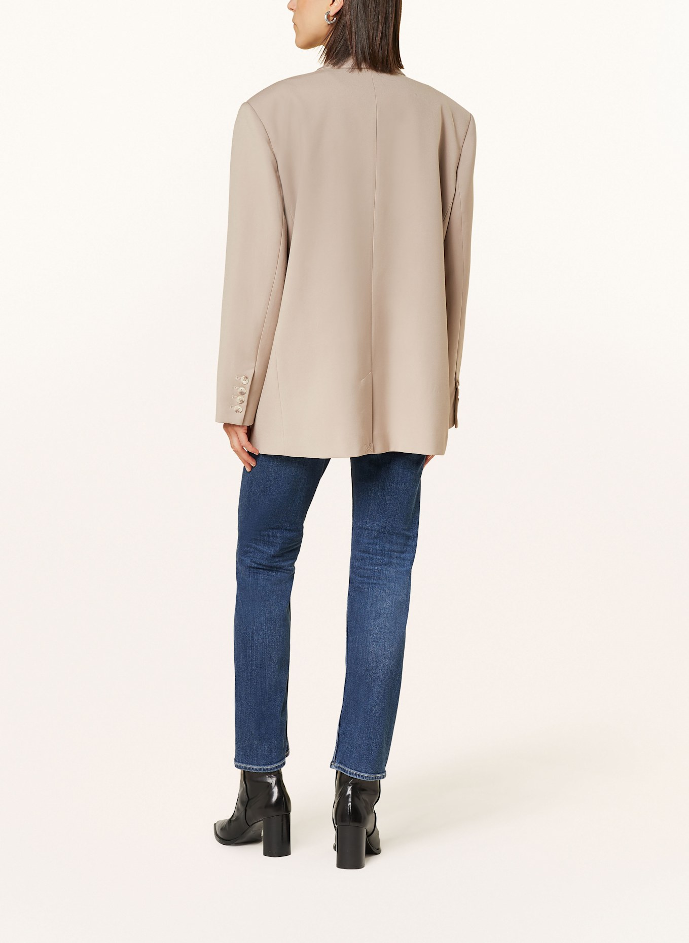 AG jeans amp Jeansy GIRLFRIEND, Kolor: 11VN 11 YRS VINTAGE (Obrazek 3)