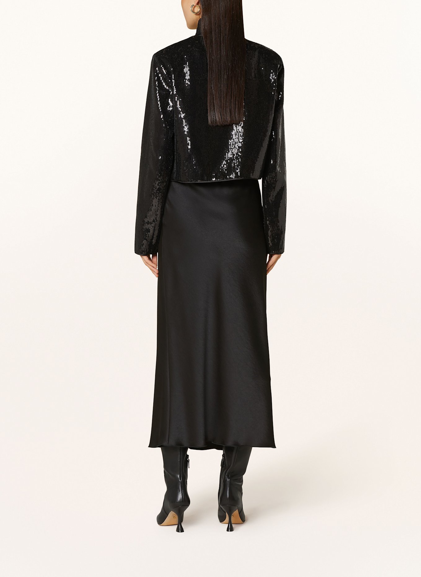 RIANI Bunda hranatého střihu s flitry: ČERNÁ