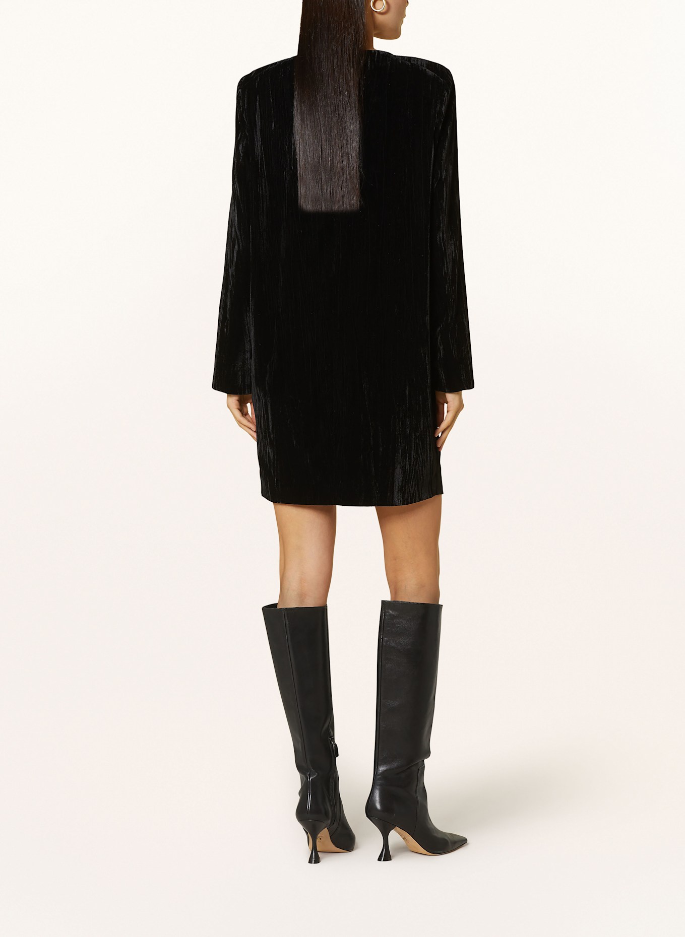 RIANI Samtkleid mit Schmucksteinen: SCHWARZ