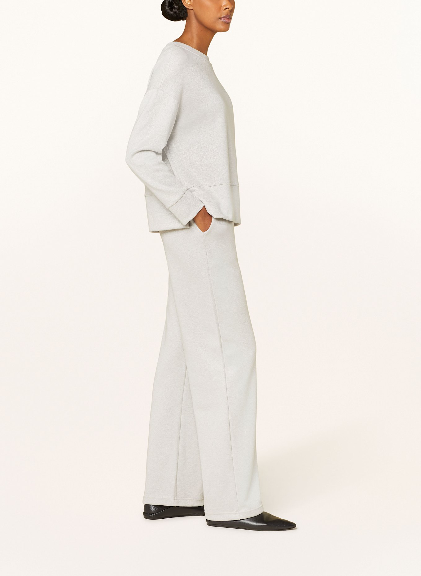 darling harbour Sweatpants mit Glitzergarn: SAND / SILBER