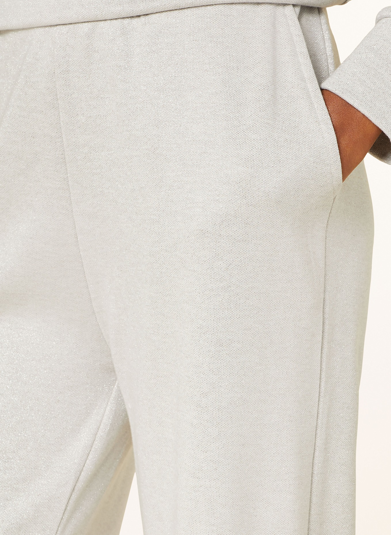 darling harbour Sweatpants mit Glitzergarn: SAND / SILBER