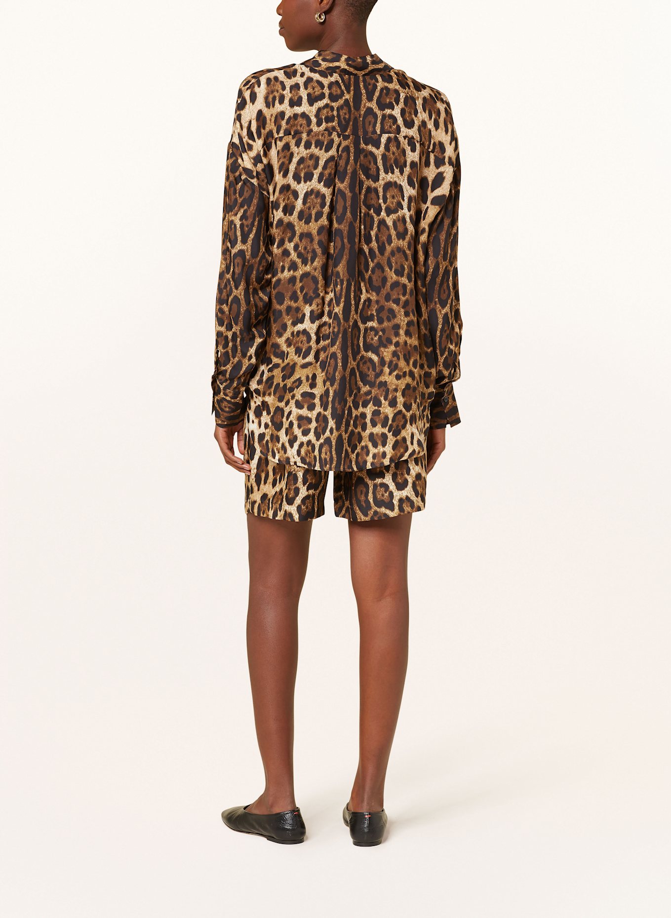 darling harbour Shorts mit Seide: LEOPRINT