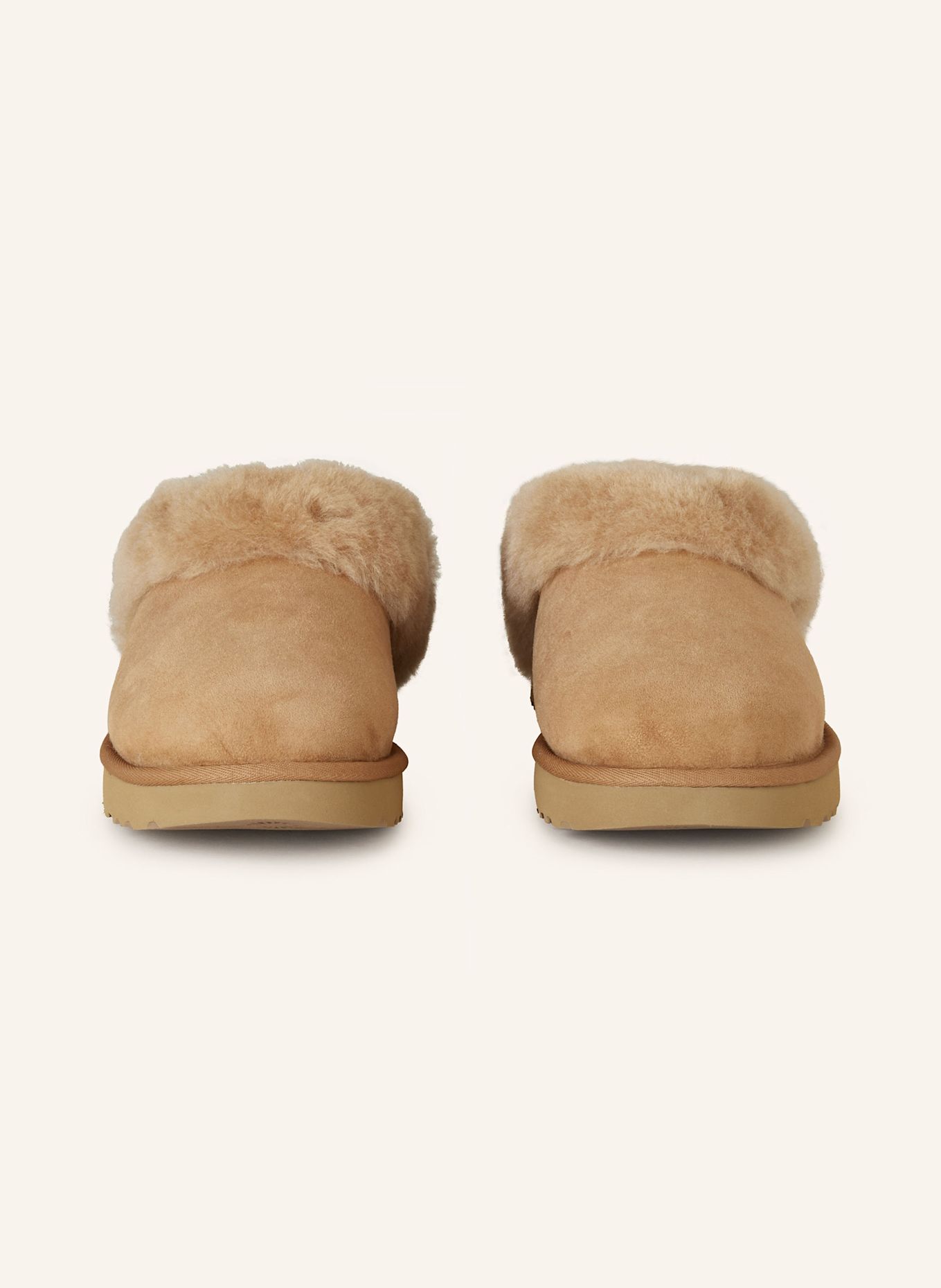 UGG Hausschuhe CLASSIC SLIPPER II in camel