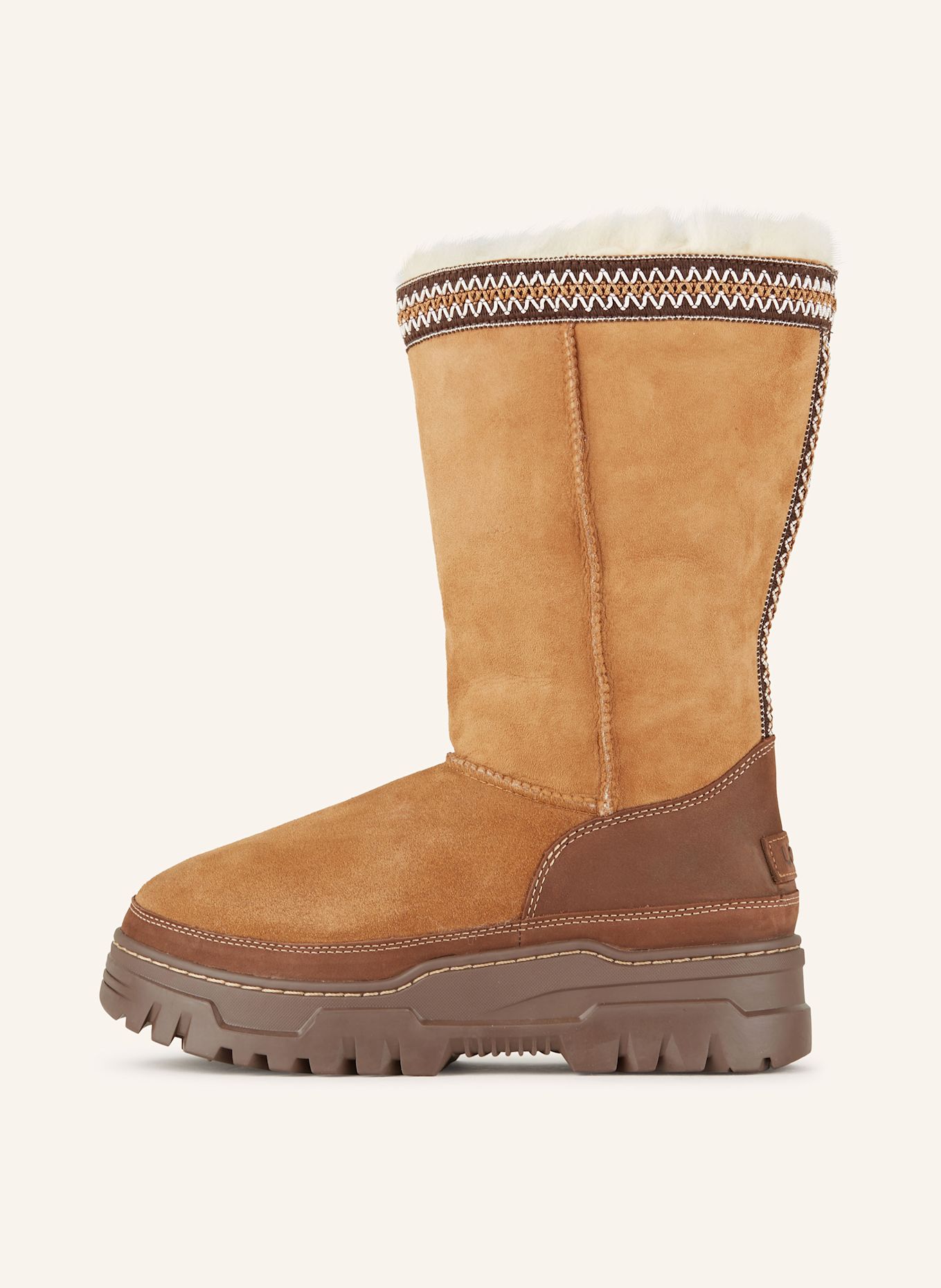 UGG Plateau-Boots CLASSIC TALL TRAILGAZER: HELLBRAUN/ BRAUN