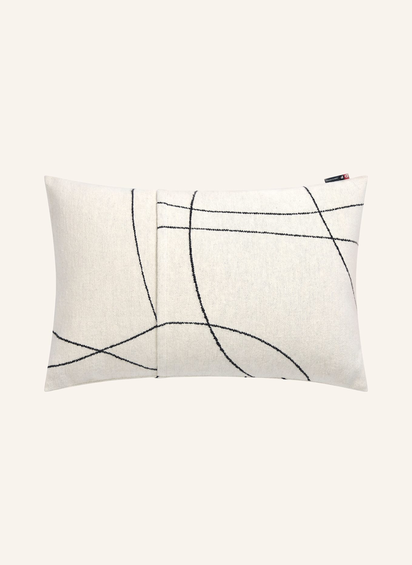 David Fussenegger Dekokissenhülle: WEISS / SCHWARZ