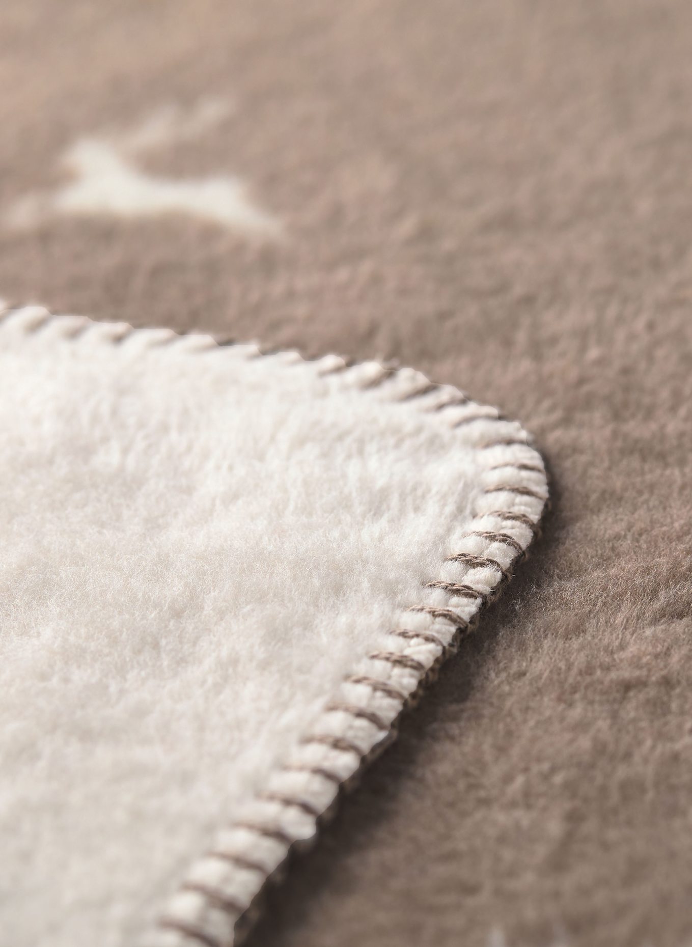 David Fussenegger Plaid SAVONA: CRÈME / BEIGE