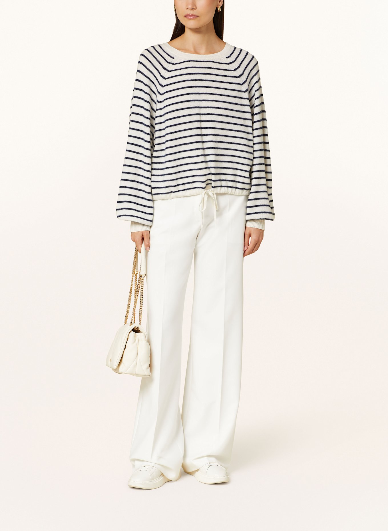 (THE MERCER) N.Y. Kašmírový svetr: REŽNÁ / TMAVĚ MODRÁ