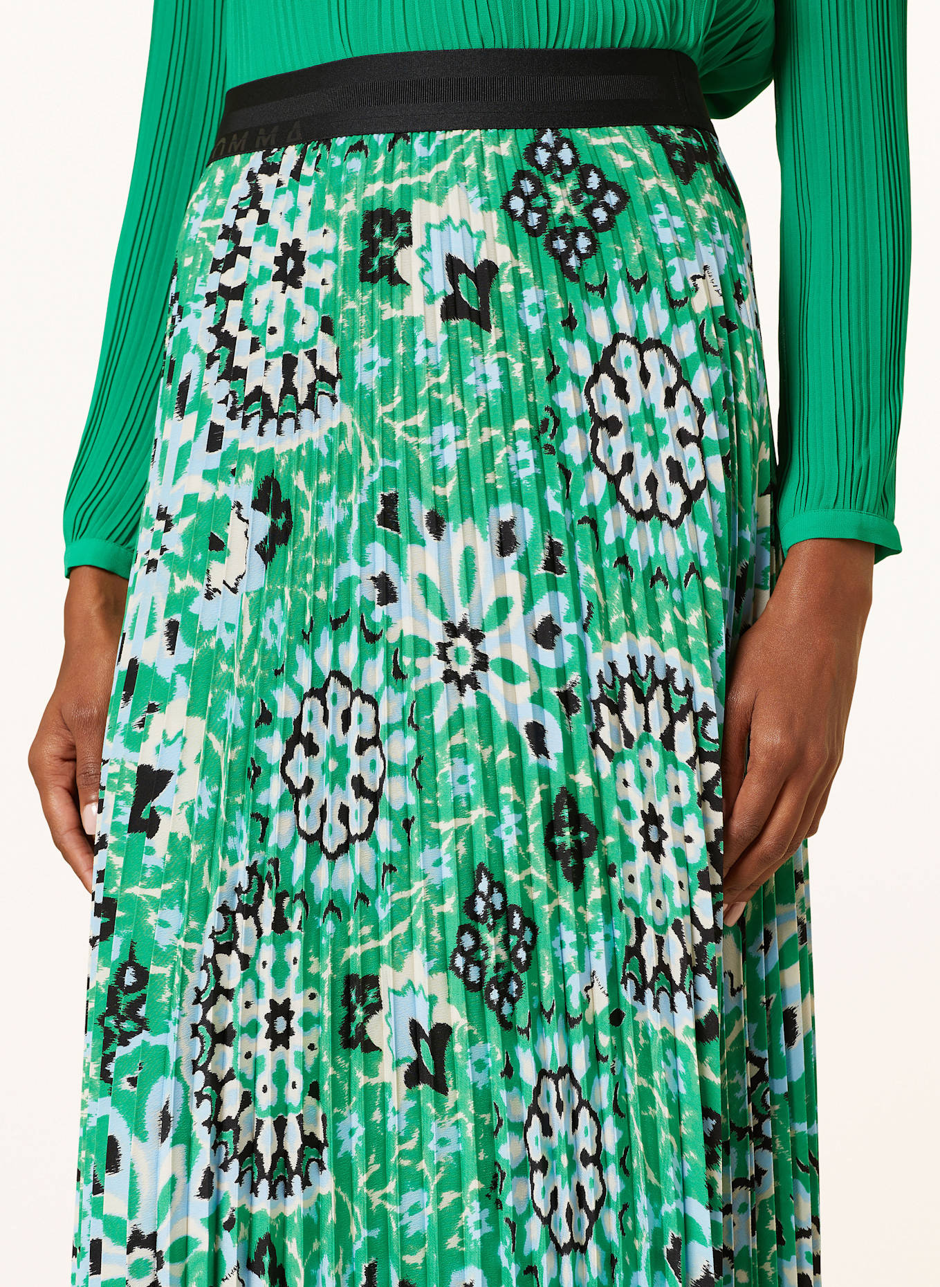 comma Plisseerock: GRÜN / HELLBLAU / CREME