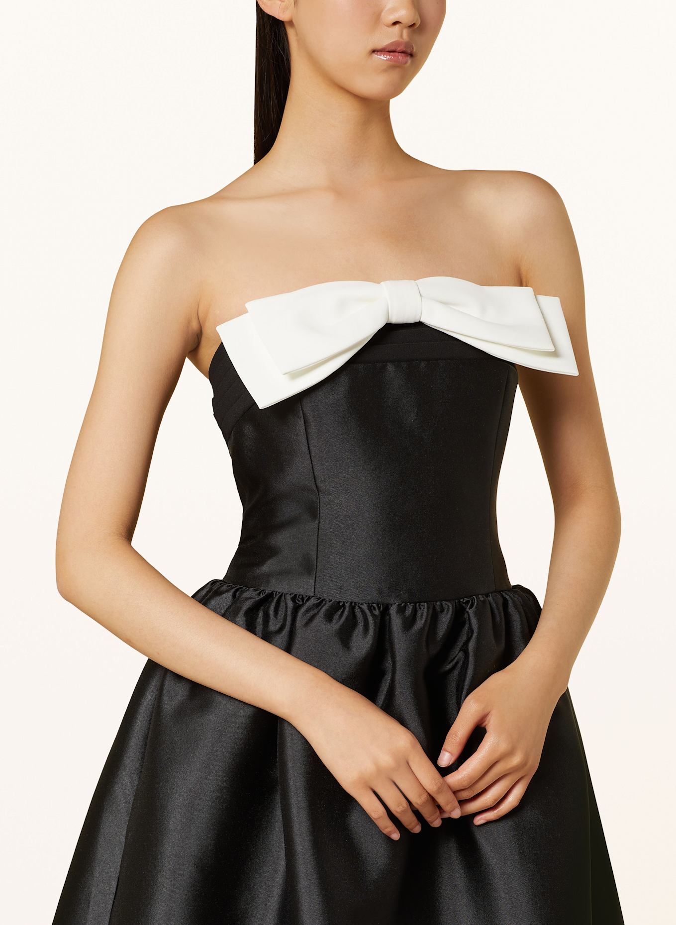 Self portrait dress black white 2025