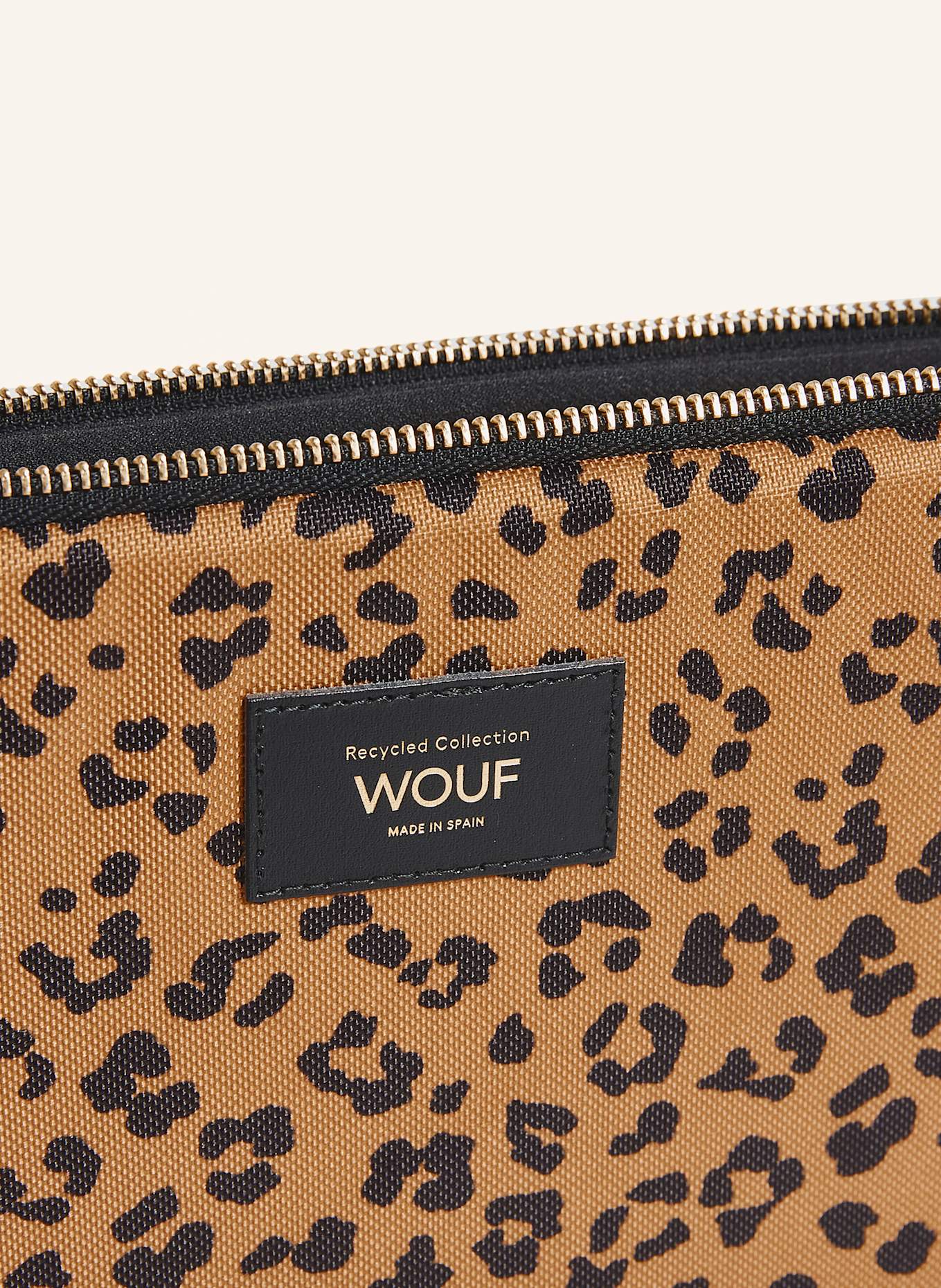 WOUF Etui na laptopa AGAR: CZARNY / KONIAKOWY