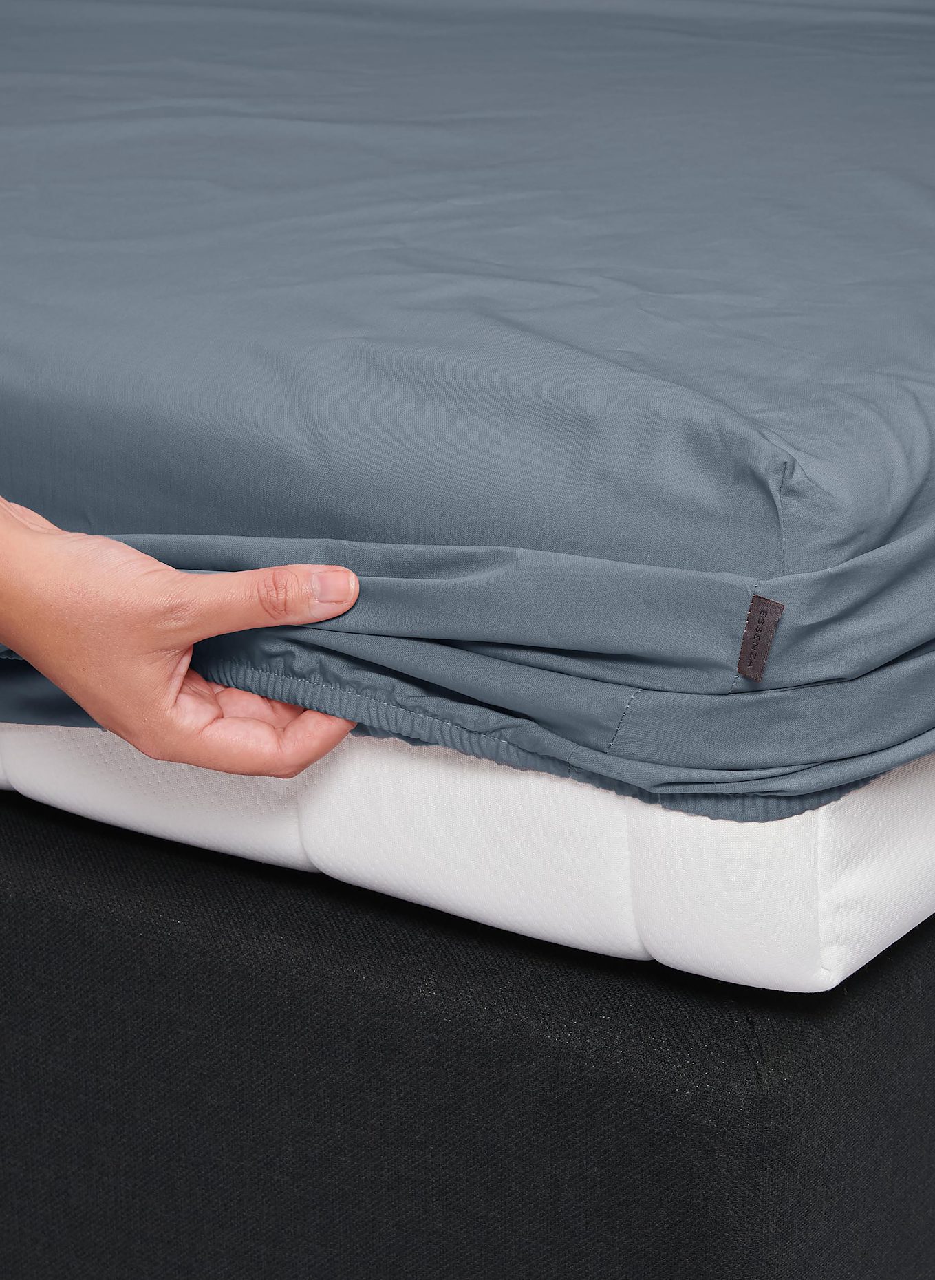 ESSENZA Prześcieradło z gumką MINTE: SZARONIEBIESKI