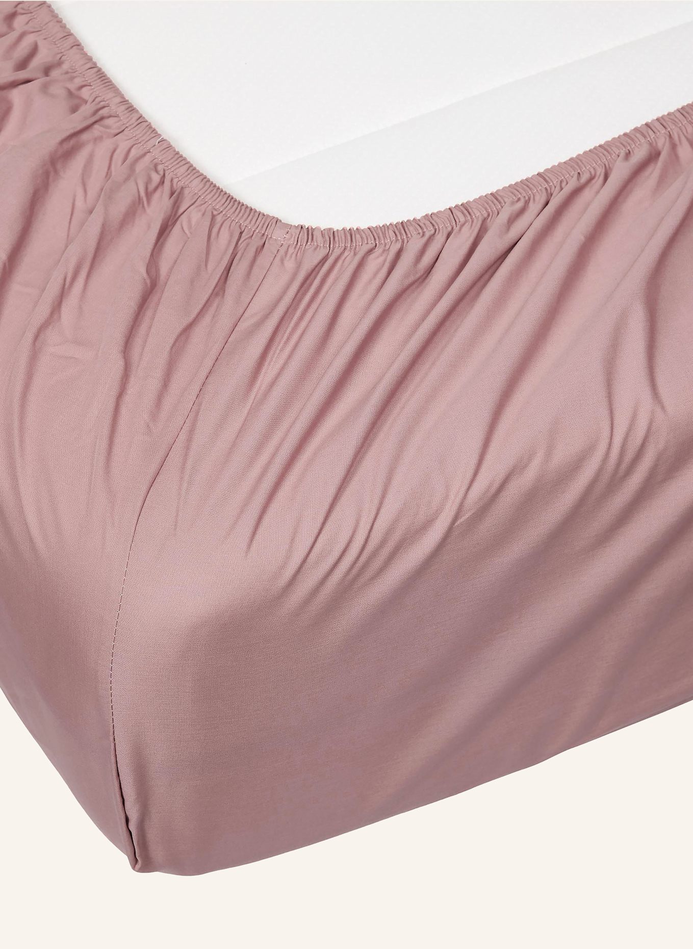 ESSENZA Prześcieradło z gumką MINTE: BRUDNY RÓŻ