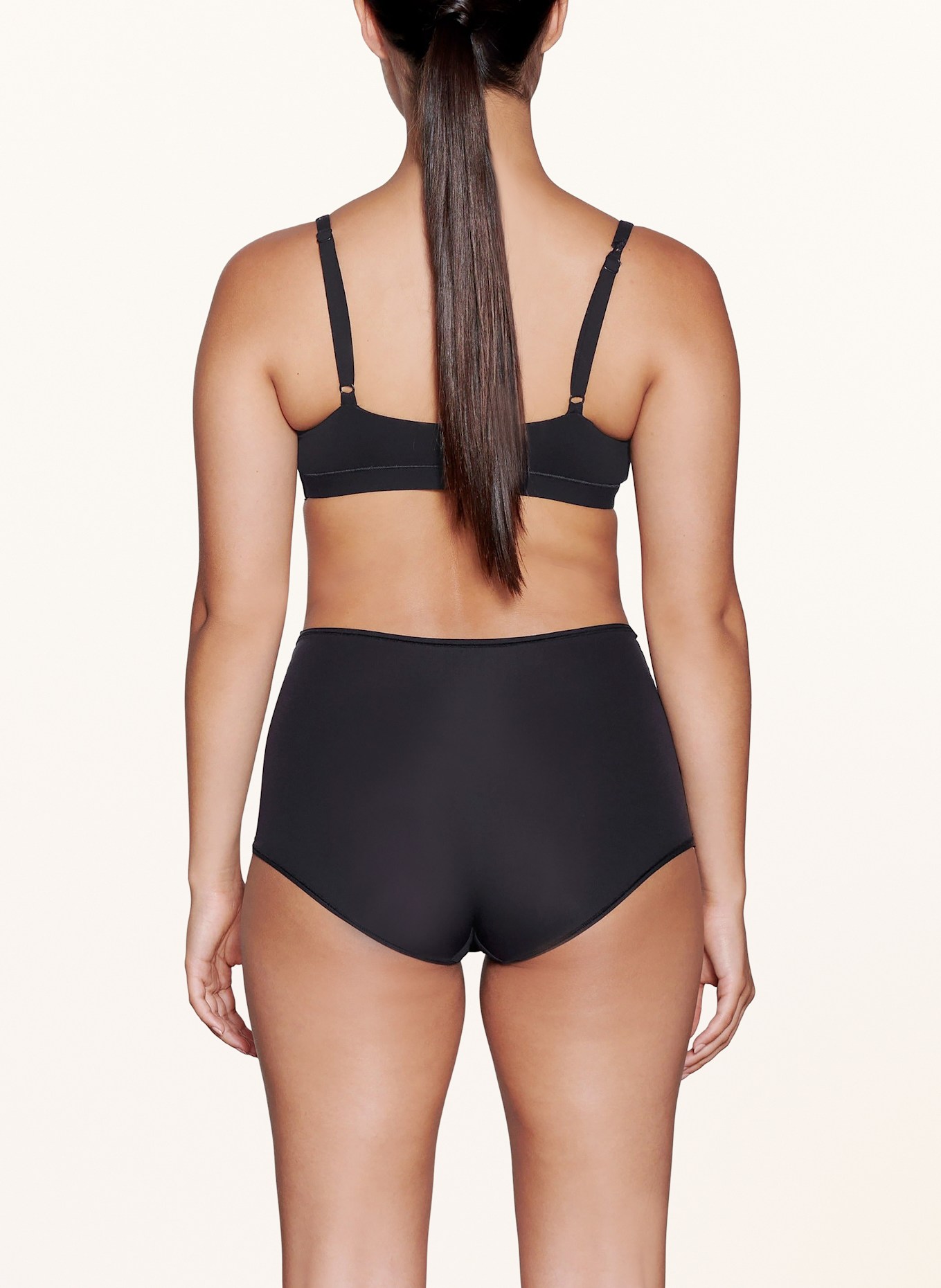 SKIMS Panty FITS EVERYBODY: ONYX