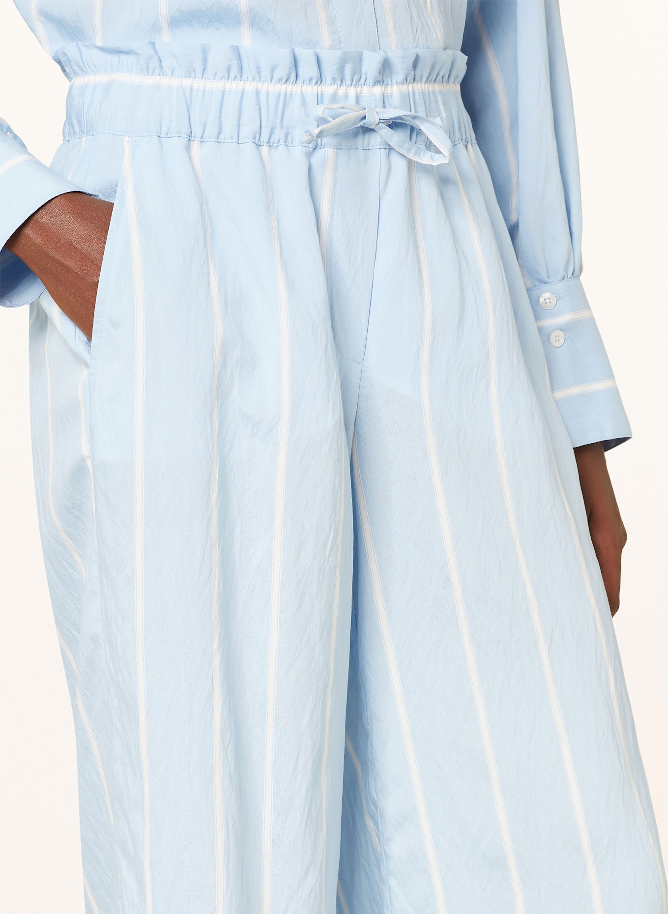 MARC AUREL Marlenehose: HELLBLAU / WEISS