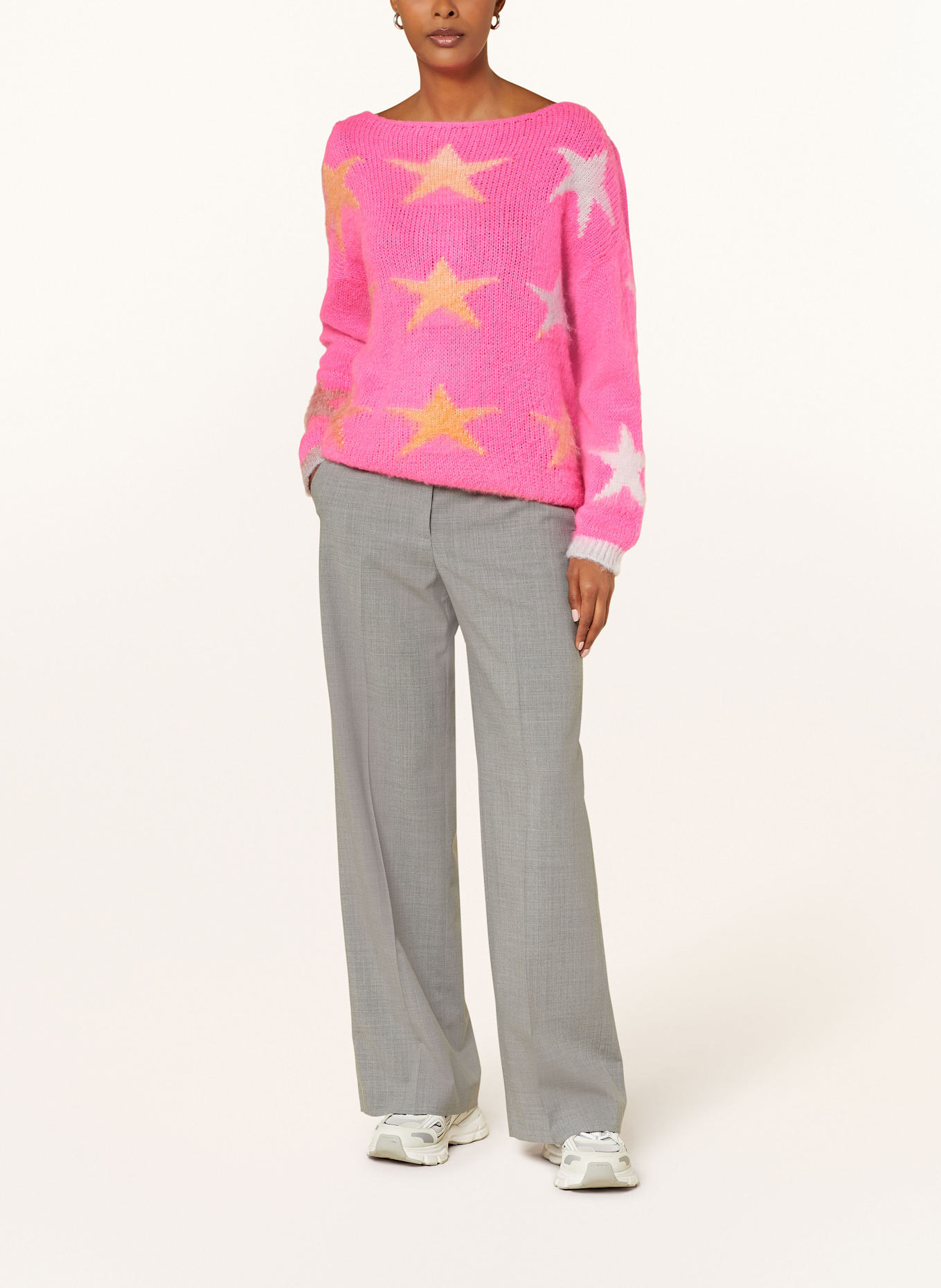 Sweater with stars on sleeves cheap