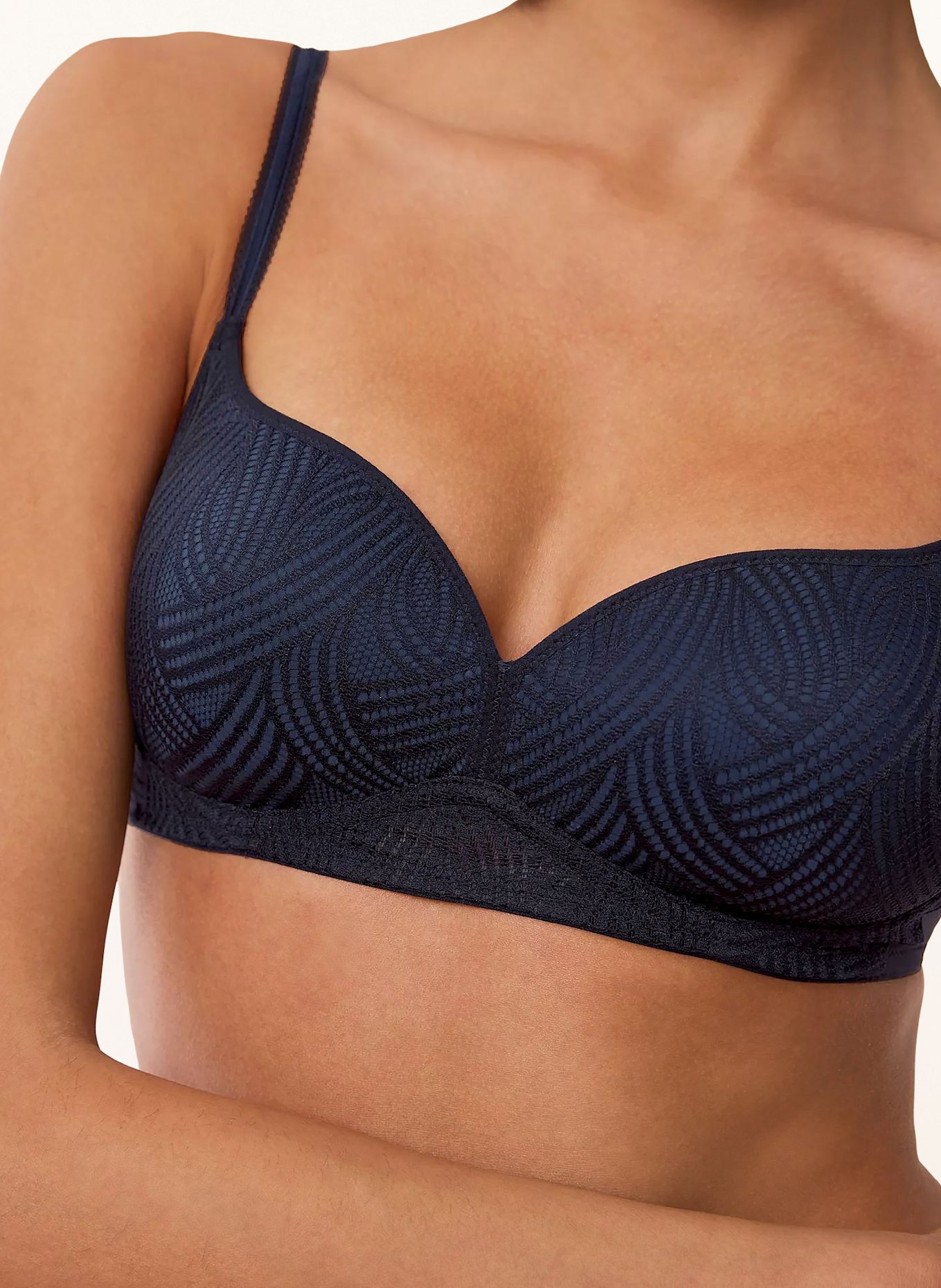 Triumph Schalen-BH DELIGHTFUL SPOTLIGHT: DUNKELBLAU