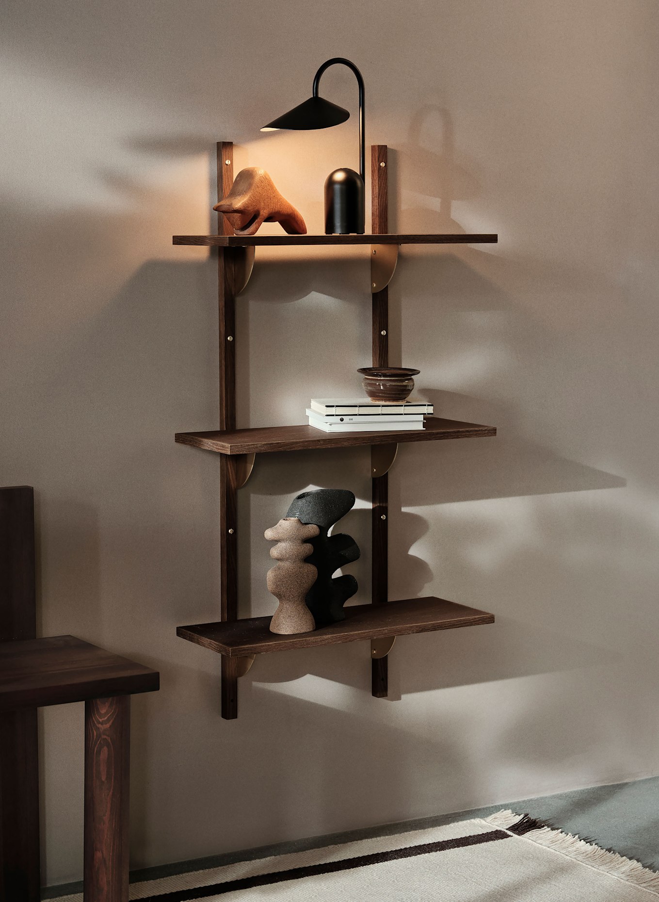 Ferm LIVING Lampa stołowa ARUM: CZARNY