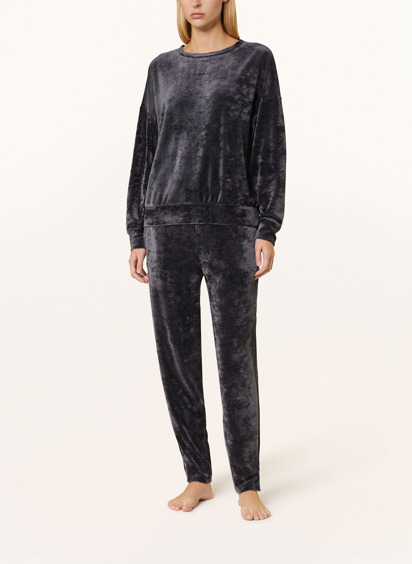 Black velvet lounge pants best sale