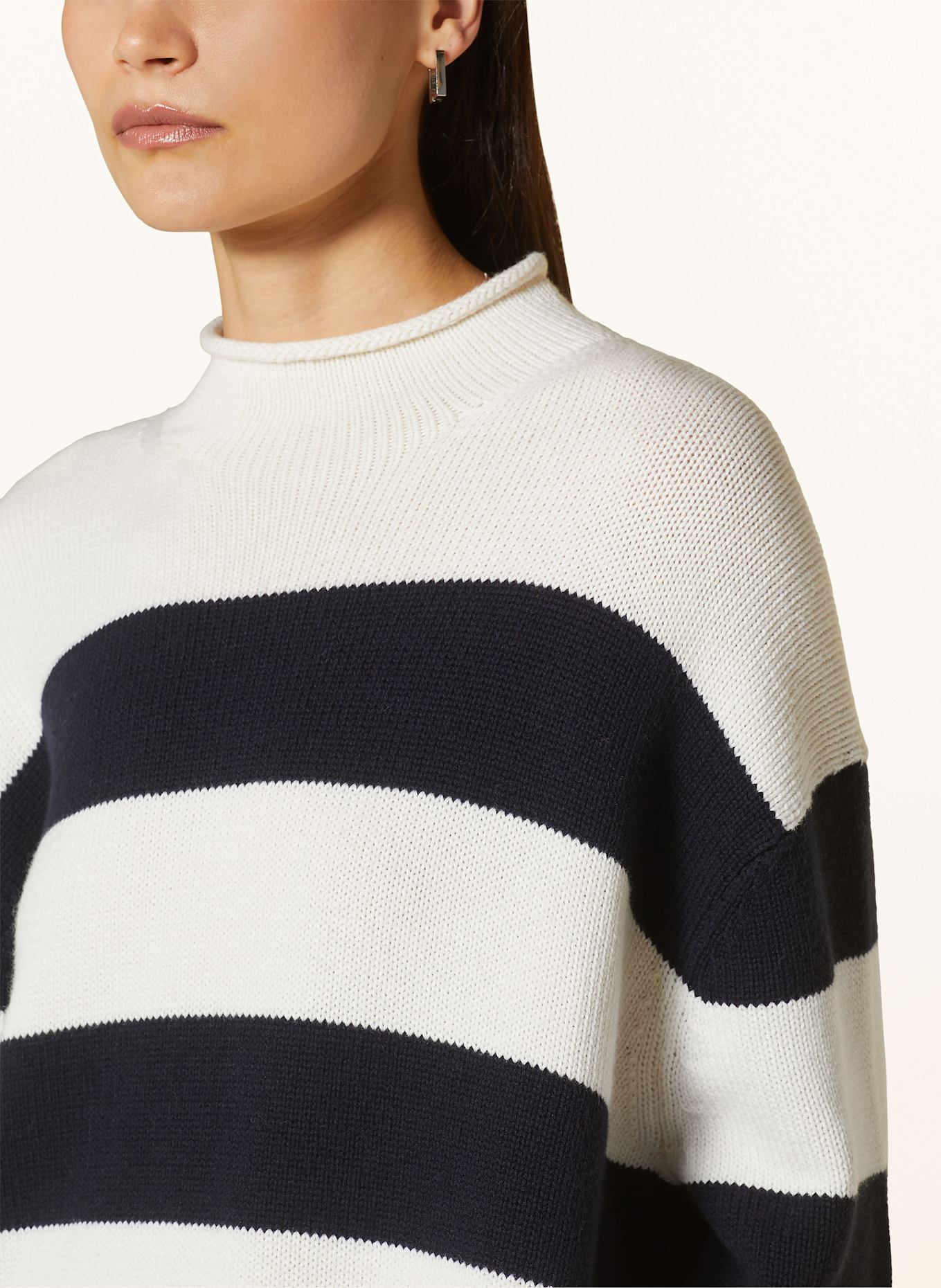 Vince oversized sweater hot sale
