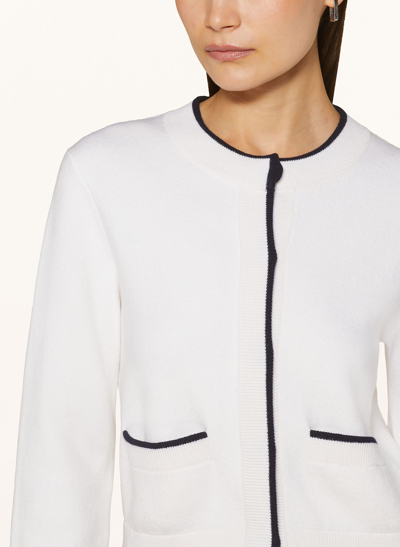 VINCE Strickjacke: ECRU / DUNKELBLAU