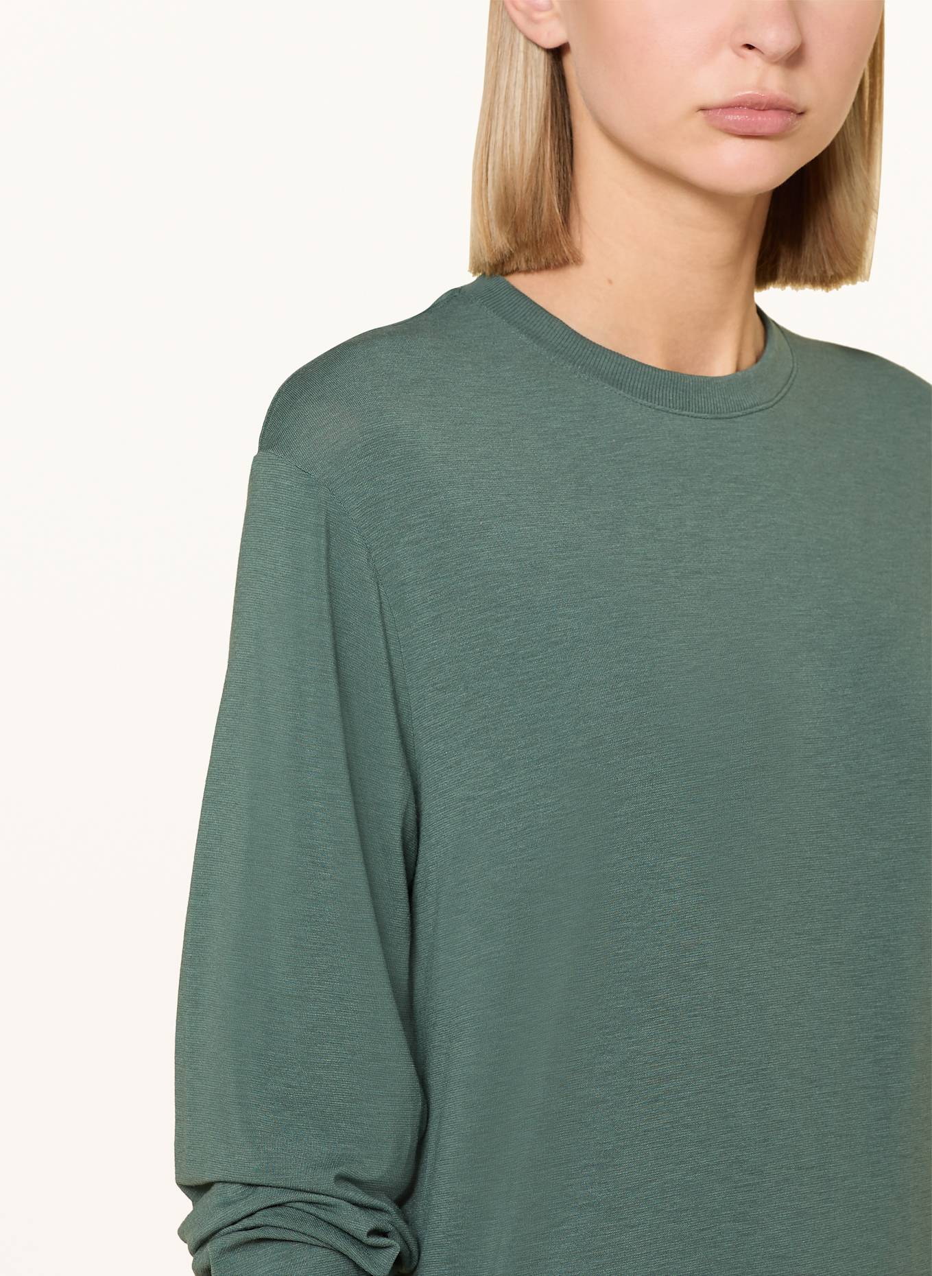 Nike Longsleeve ONE RELAXED: GRÜN